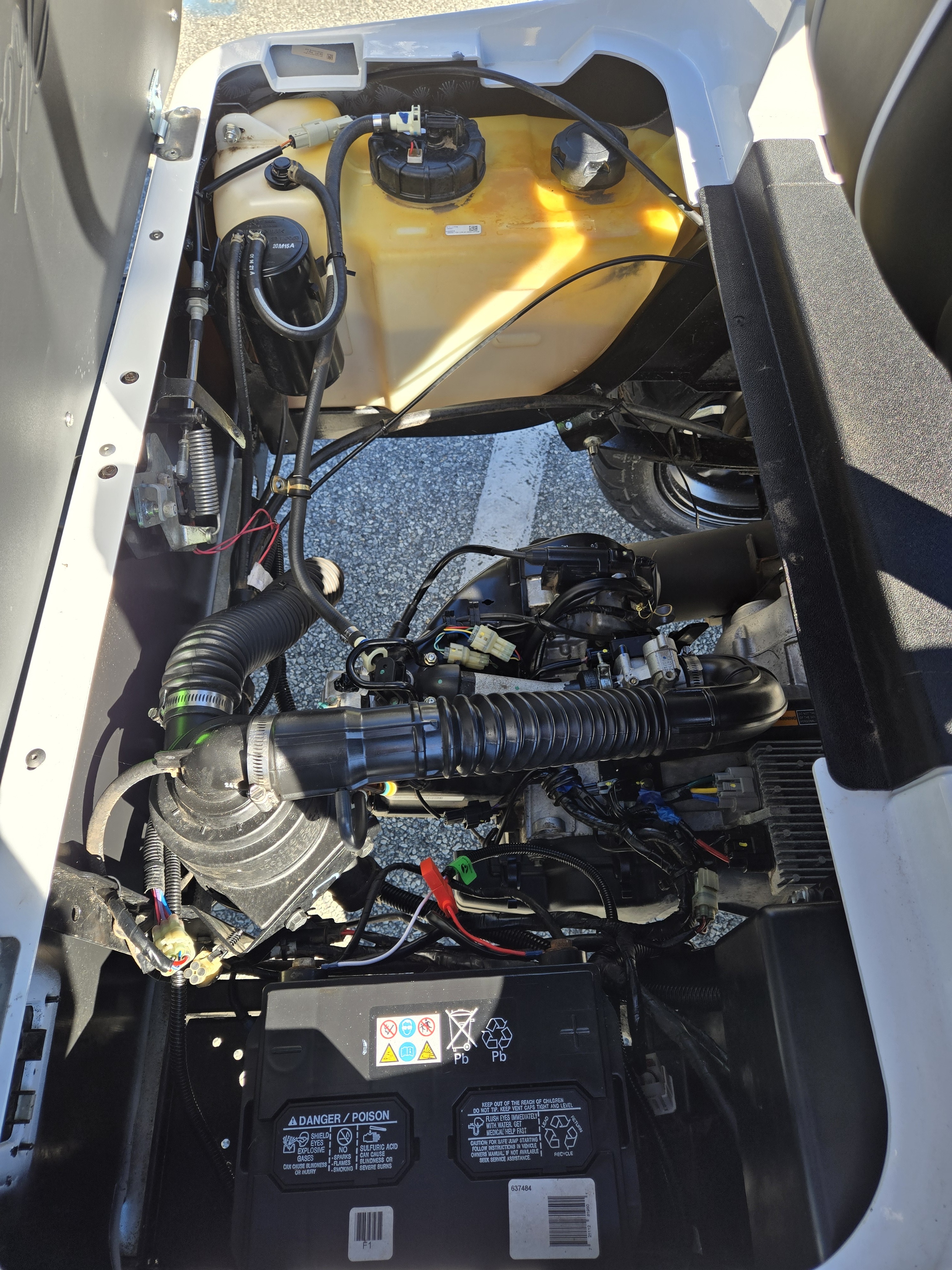 2021 EZGO TXT photo 6