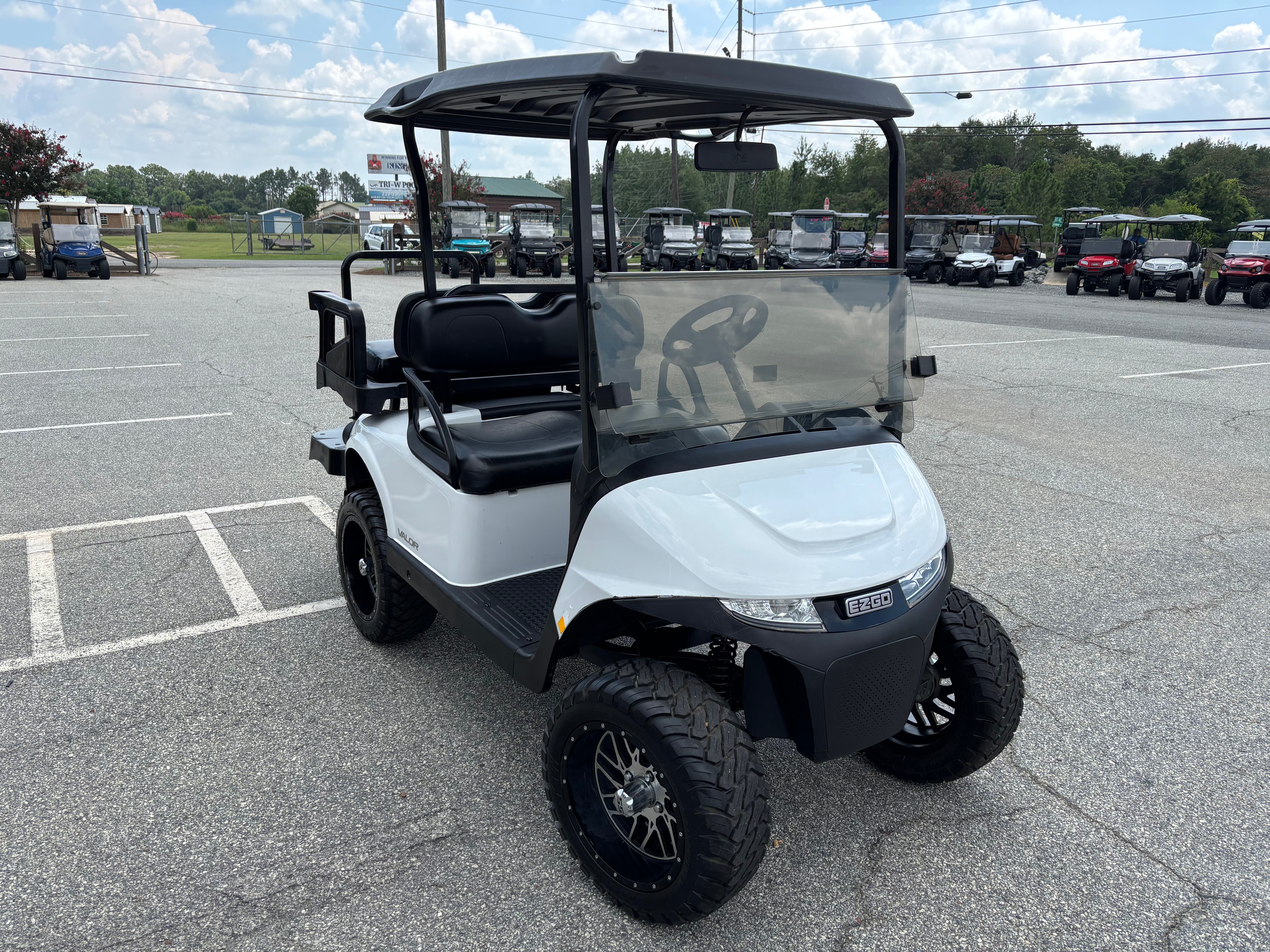 2024 EZGO RXV