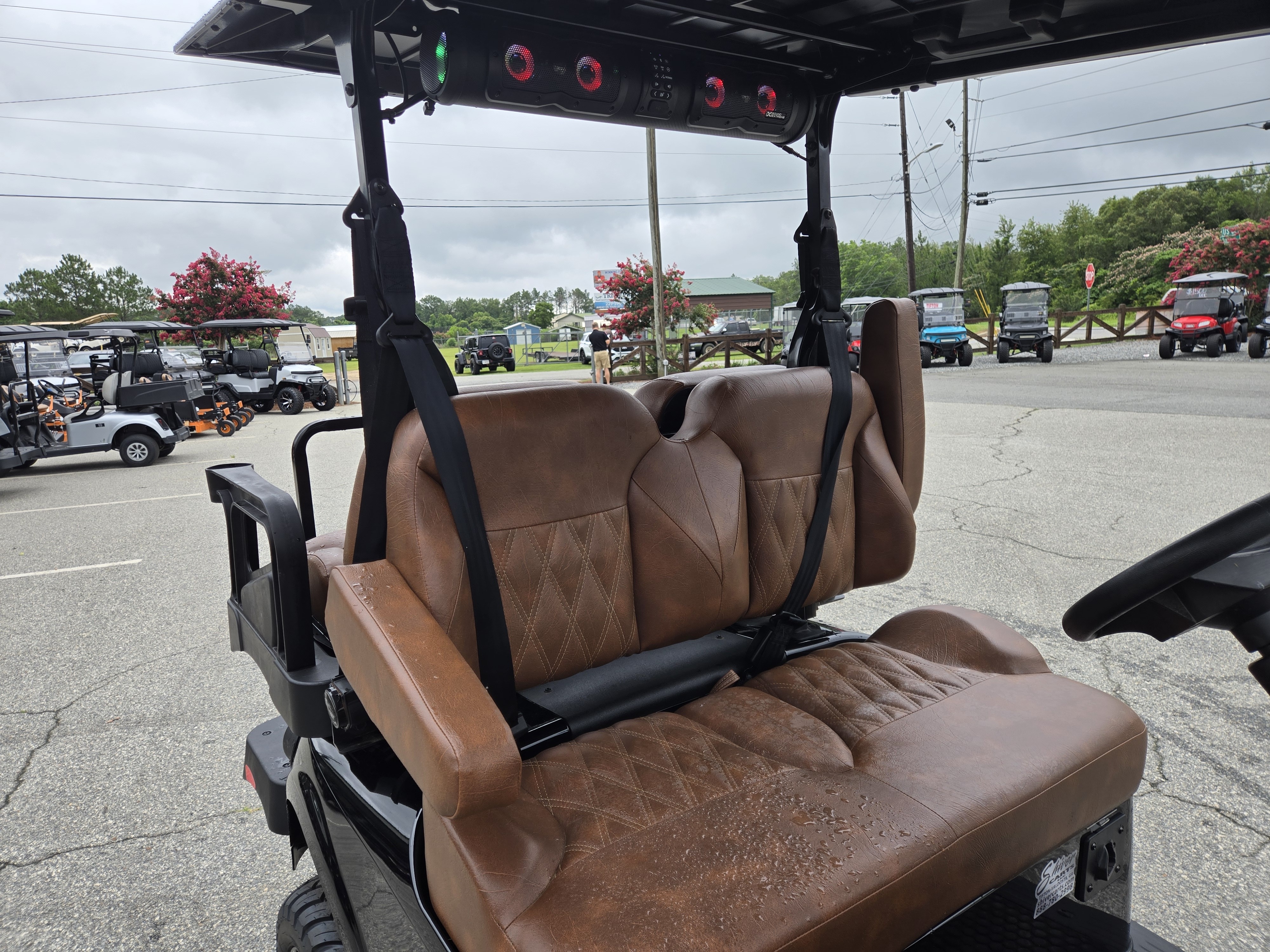 2026 E-Z-GO RXV 4 Summit XTL Elite Lithium — photo 4