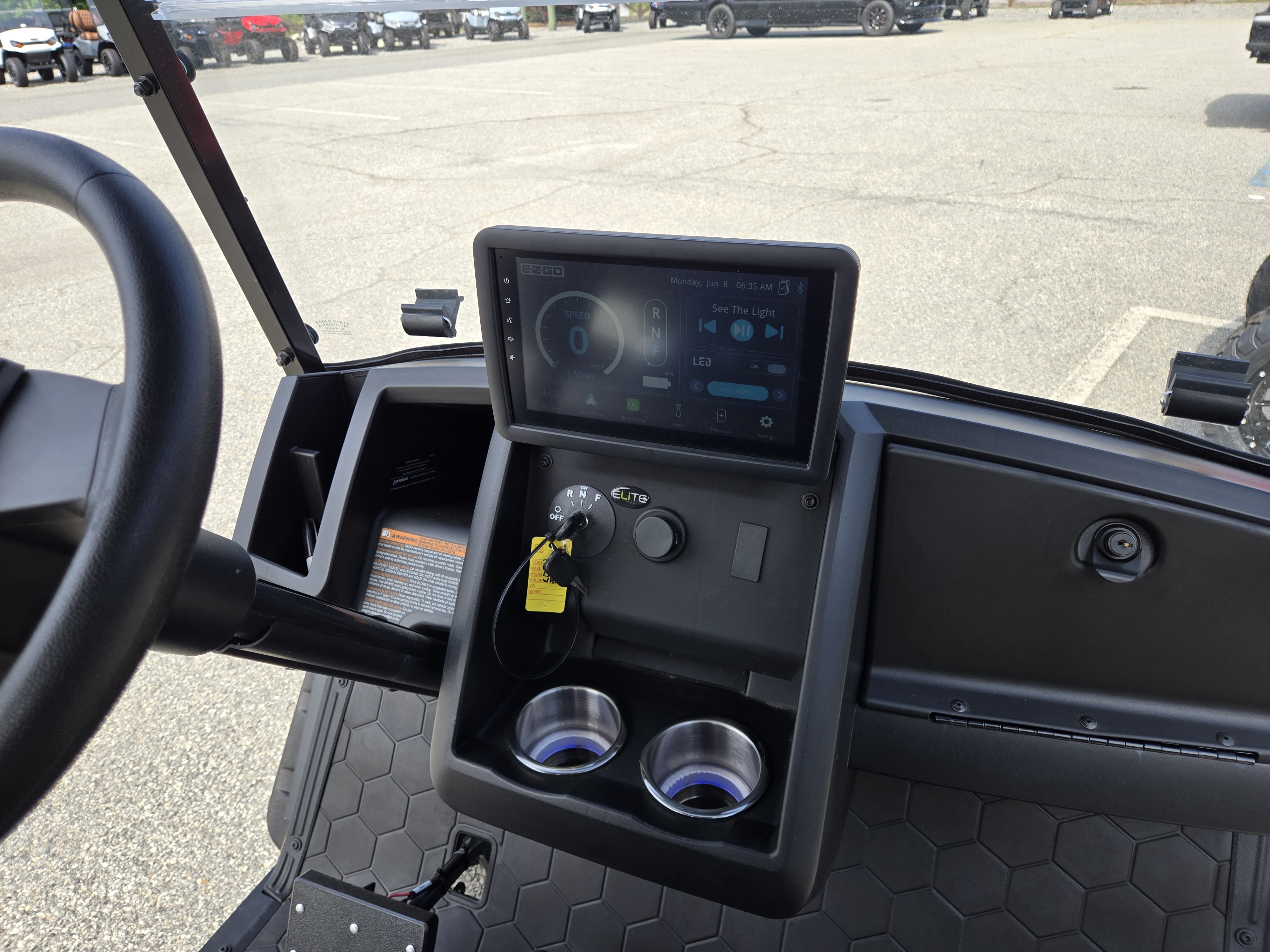 2026 E-Z-GO Liberty Summit X ELiTE Lithium — photo 5
