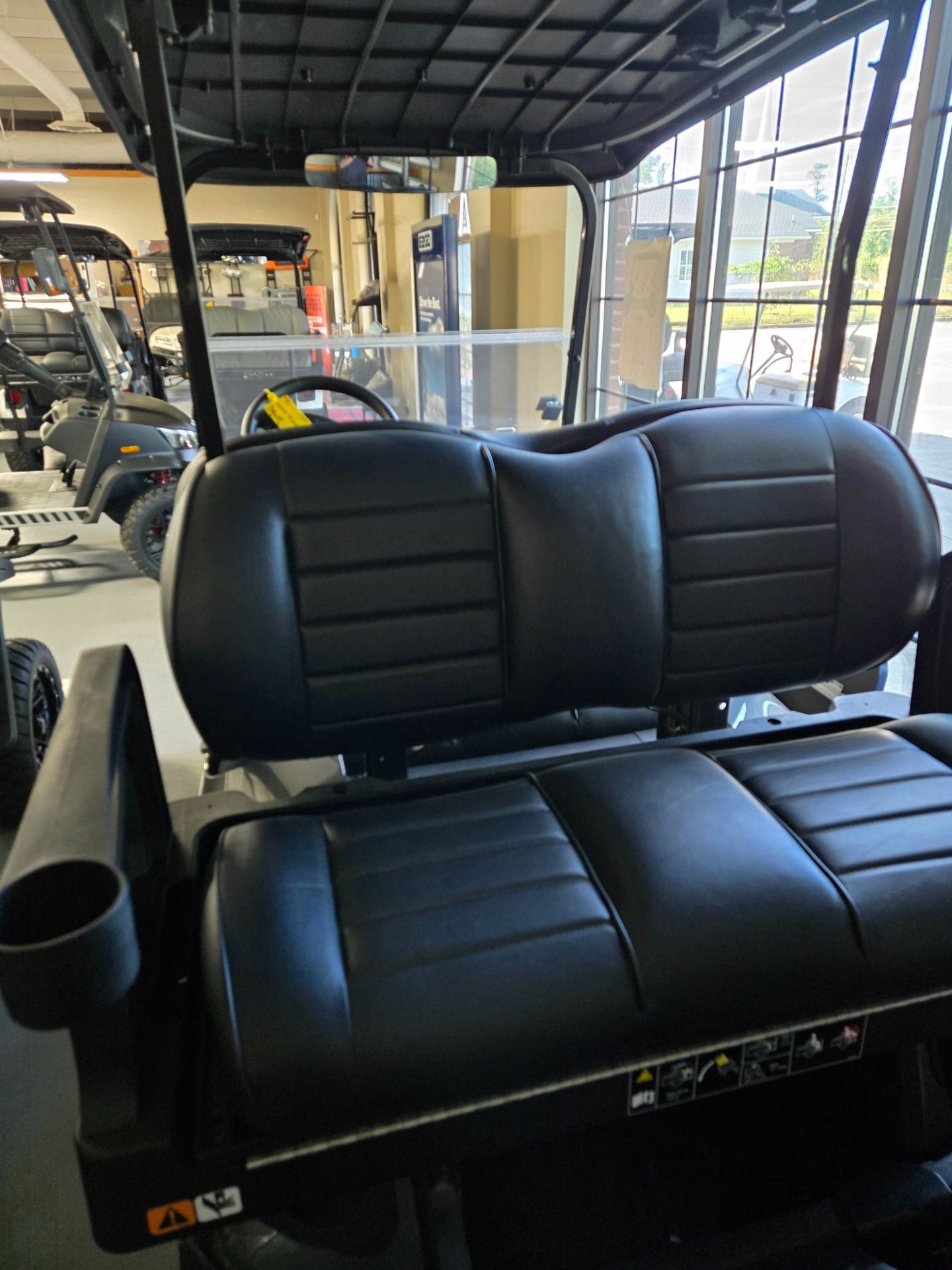 2026 E-Z-GO Express 4 Touring S 13.5 Gas — photo 4