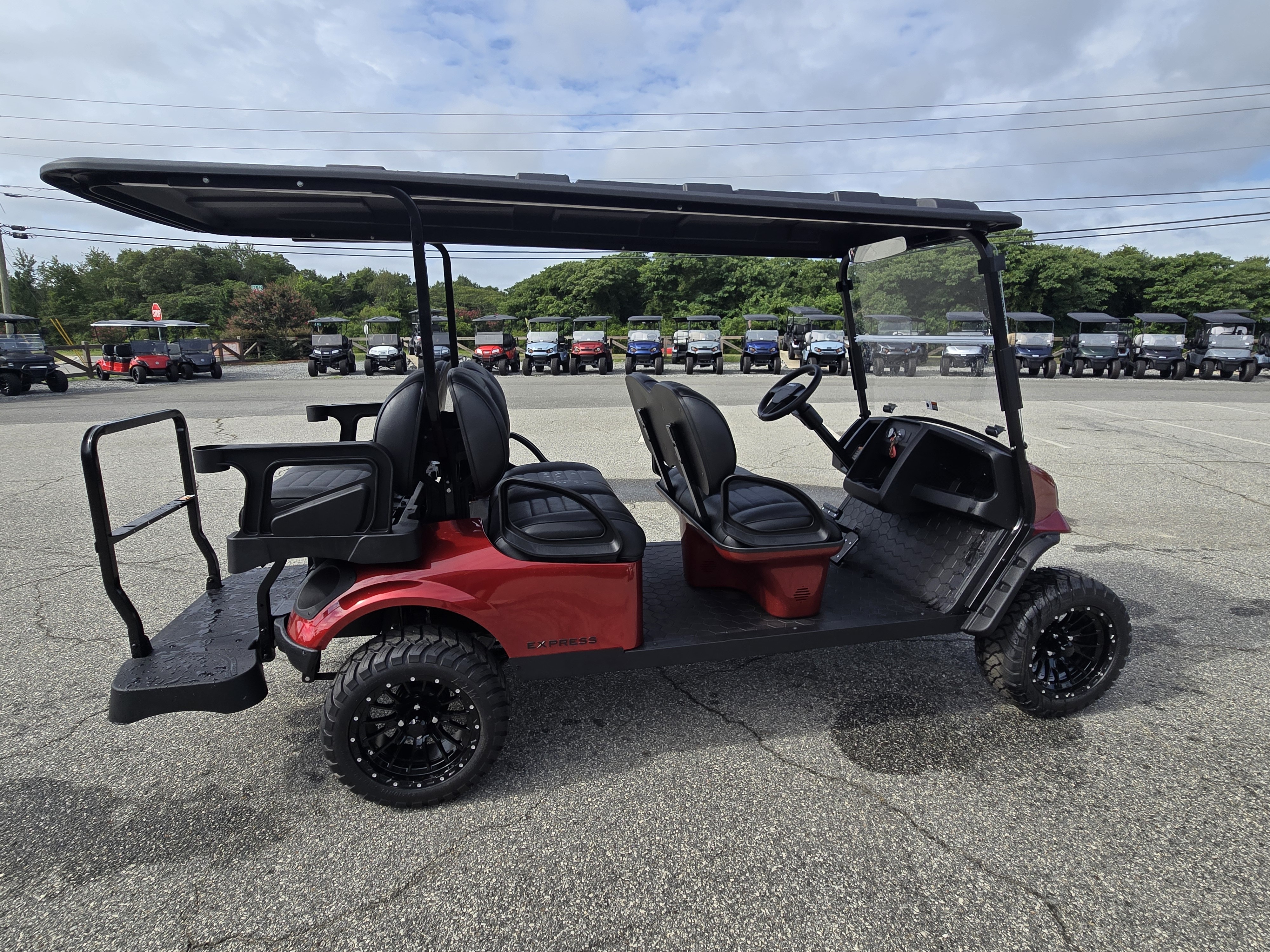 2027 E-Z-GO Express 6 Summit X 13.5-hp Gas — photo 4