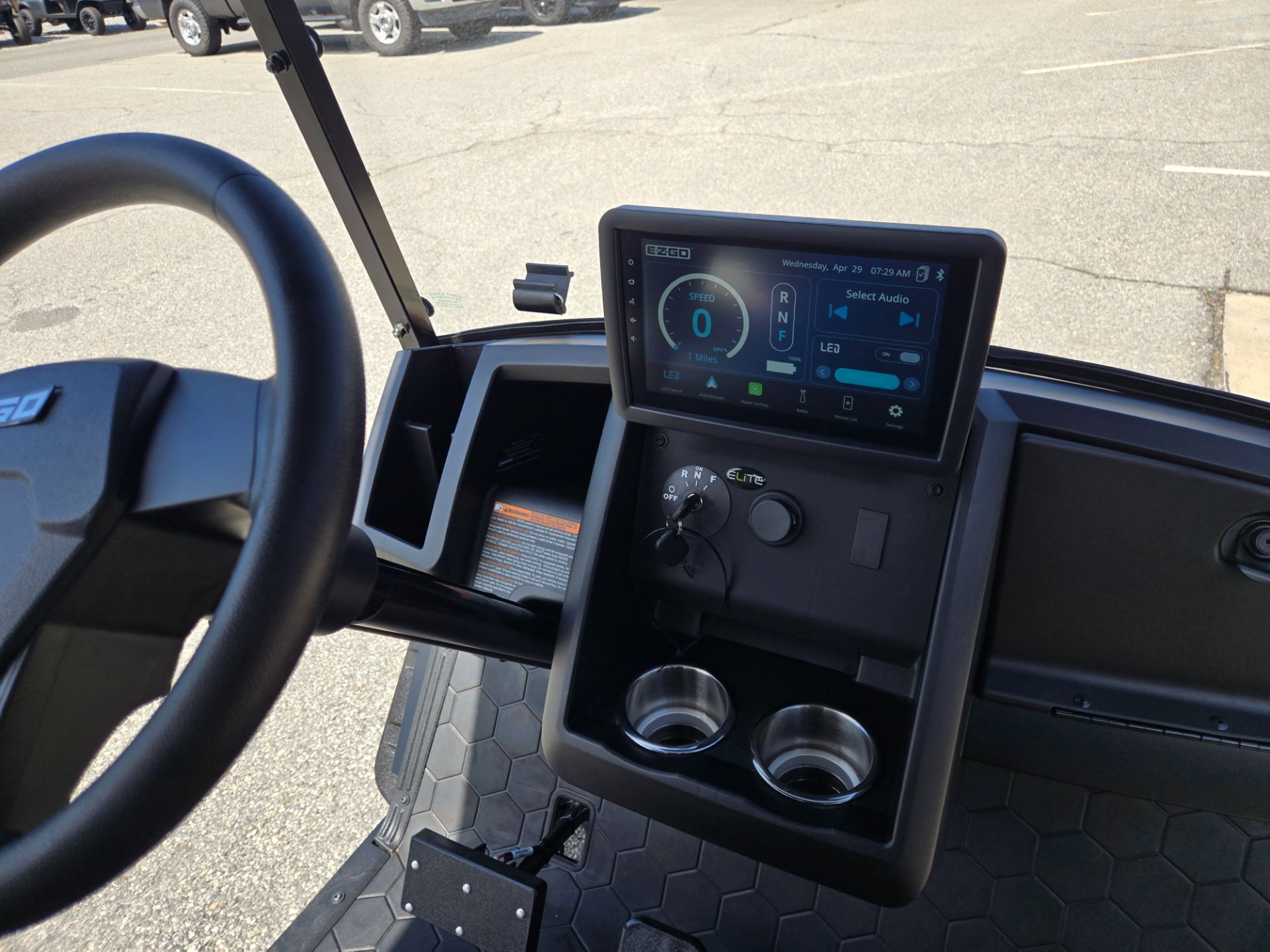2026 E-Z-GO Liberty Summit X ELiTE Lithium — photo 4