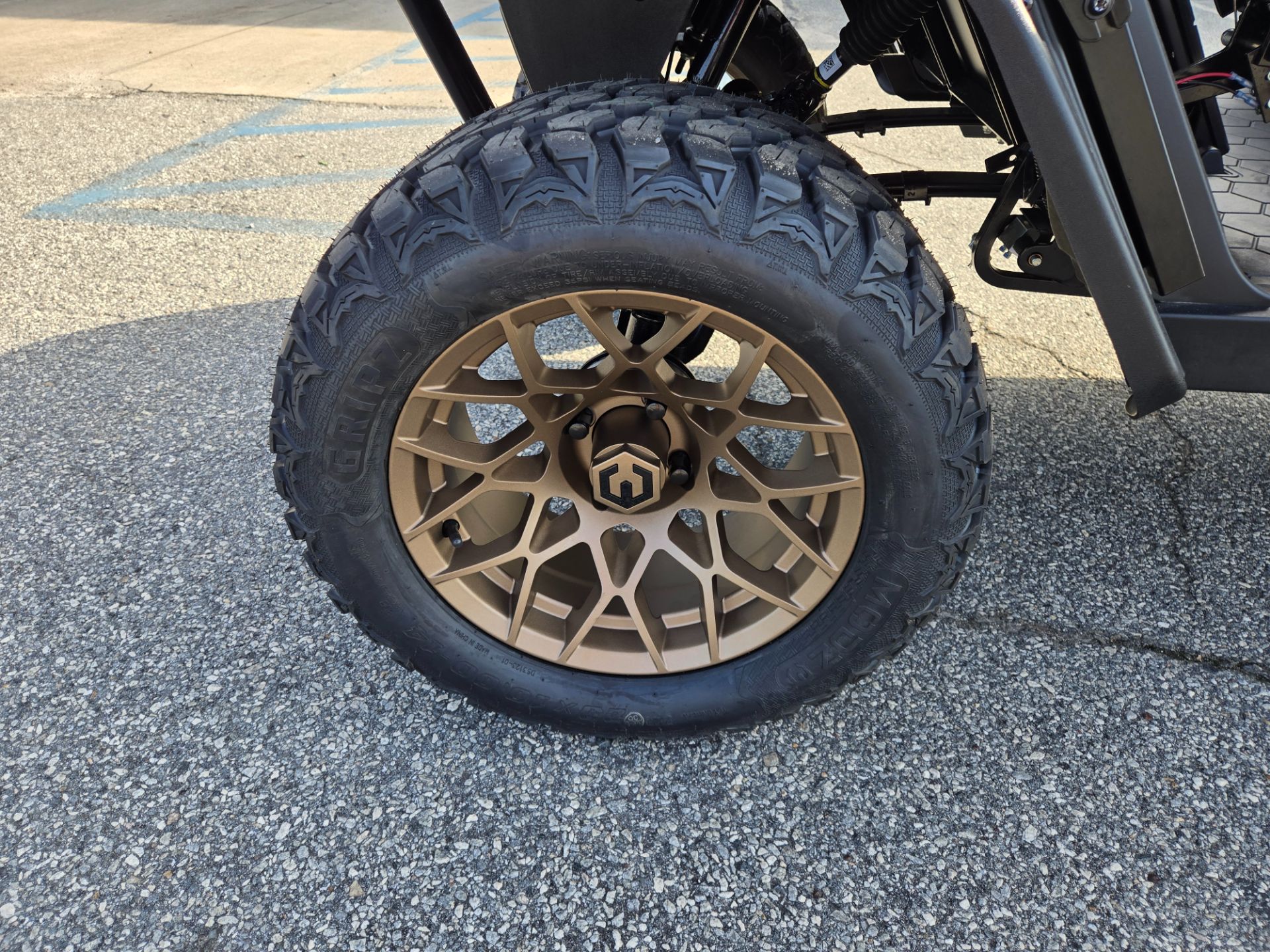 2026 E-Z-GO Express 4 Special Edition Dune — photo 5