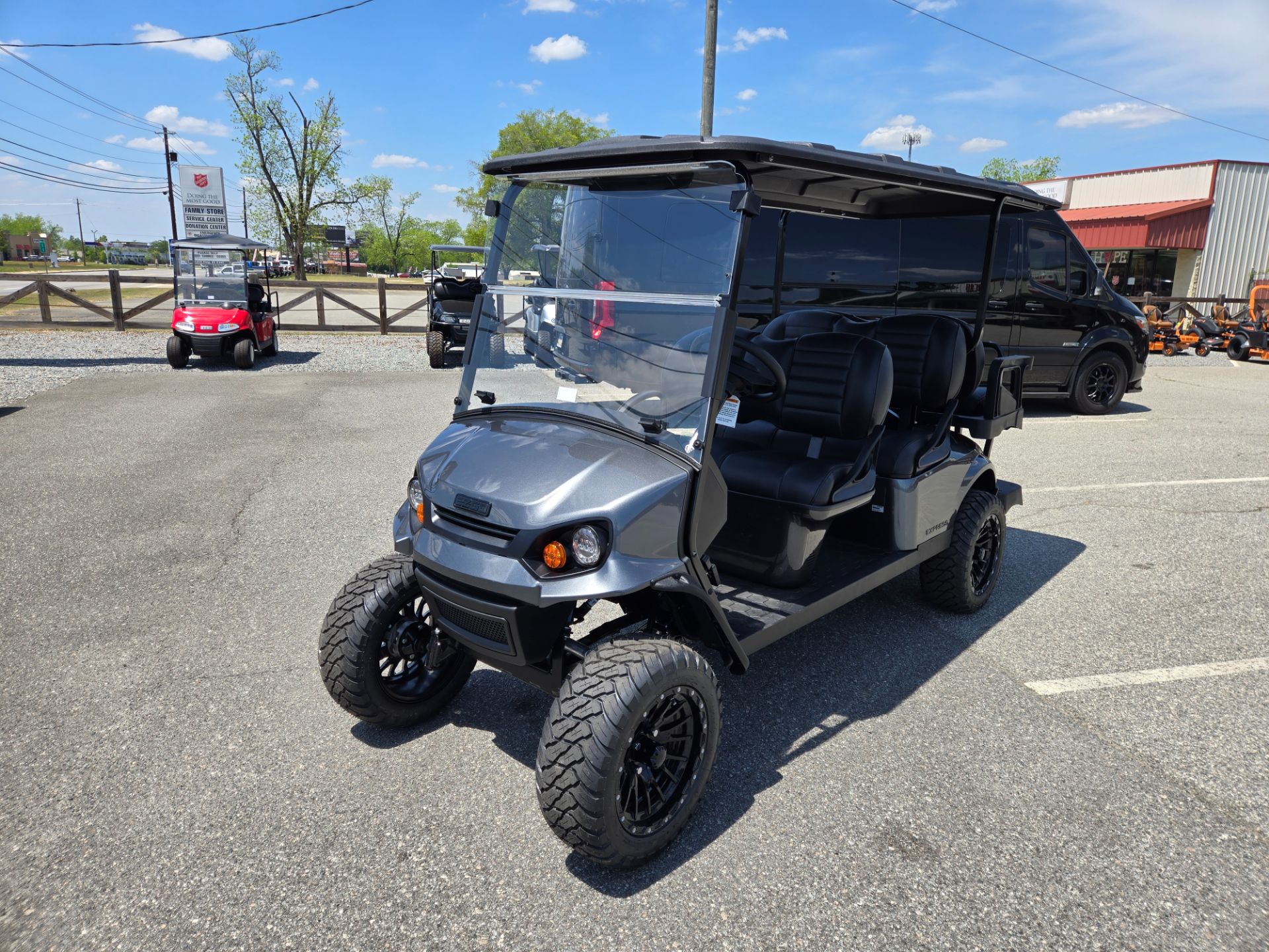 2026 E-Z-GO MY26 Express 6 Touring S 13.5 Gas — photo 2