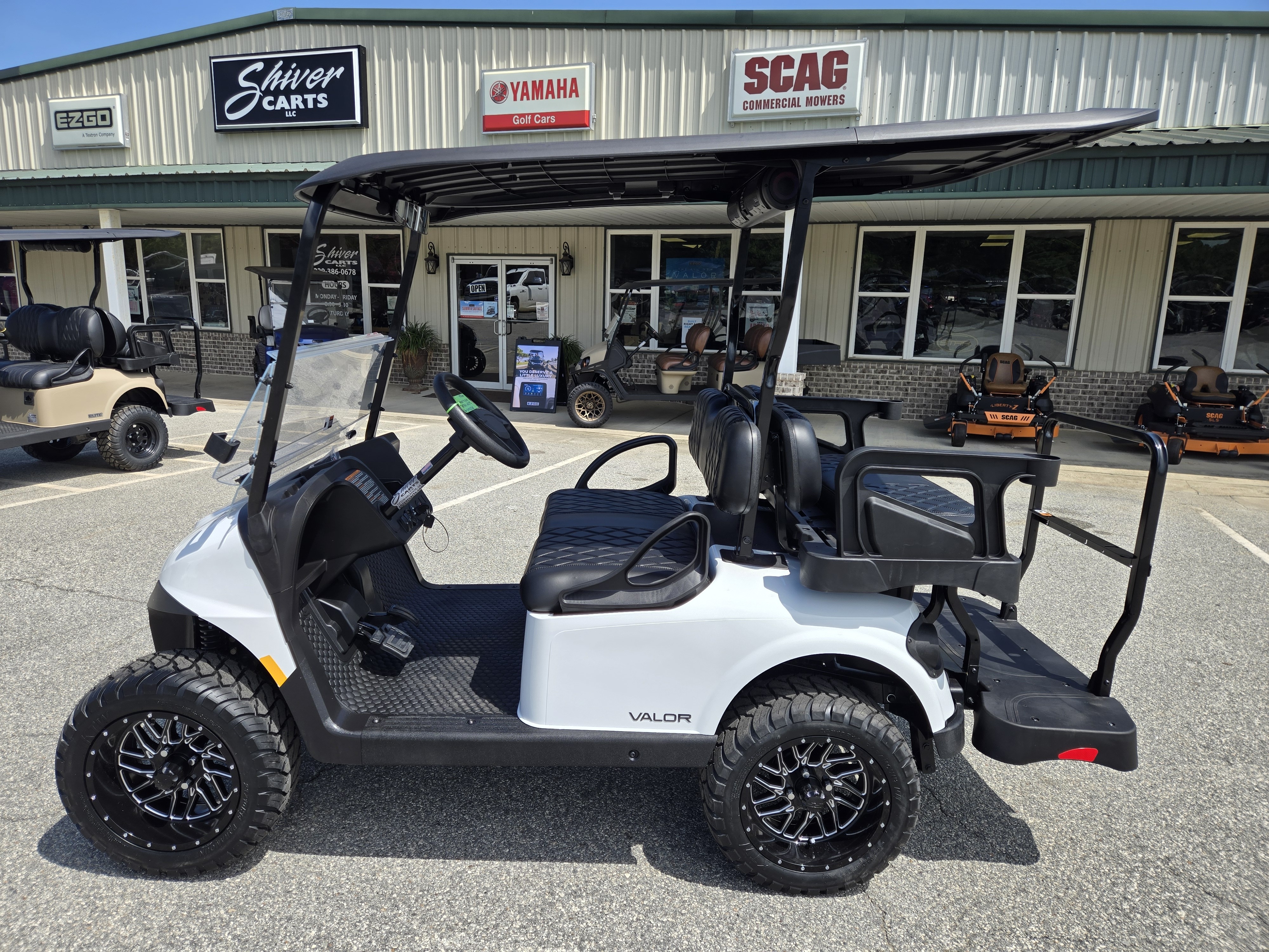 2027 EZGO RXV