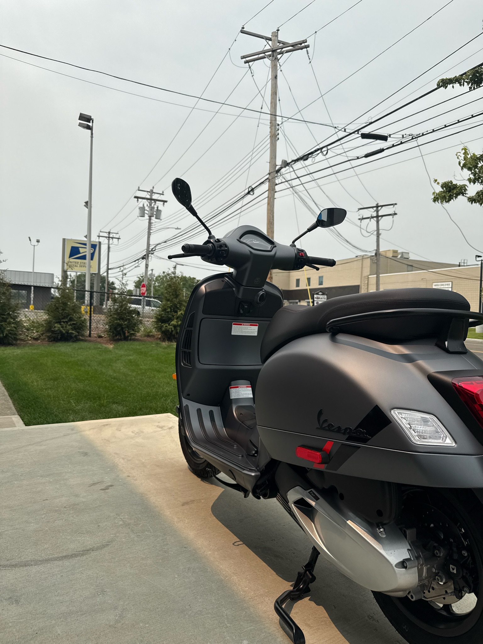 2027 Vespa GTS 310 SuperSport 6