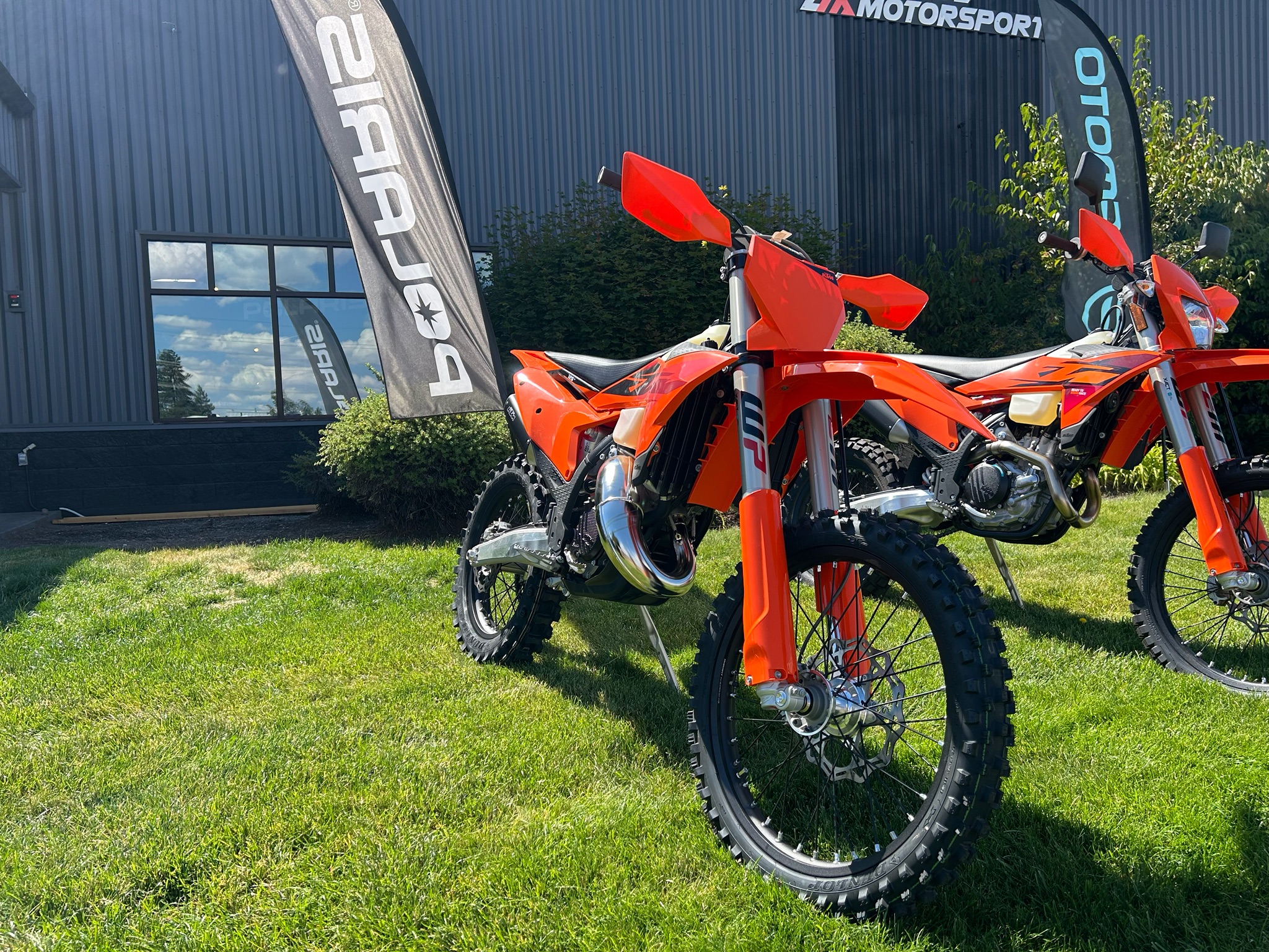 2027 125 XC
