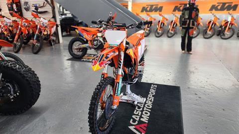New 2025 KTM 450 SX-F Factory Edition, Bend OR | Specs, Price