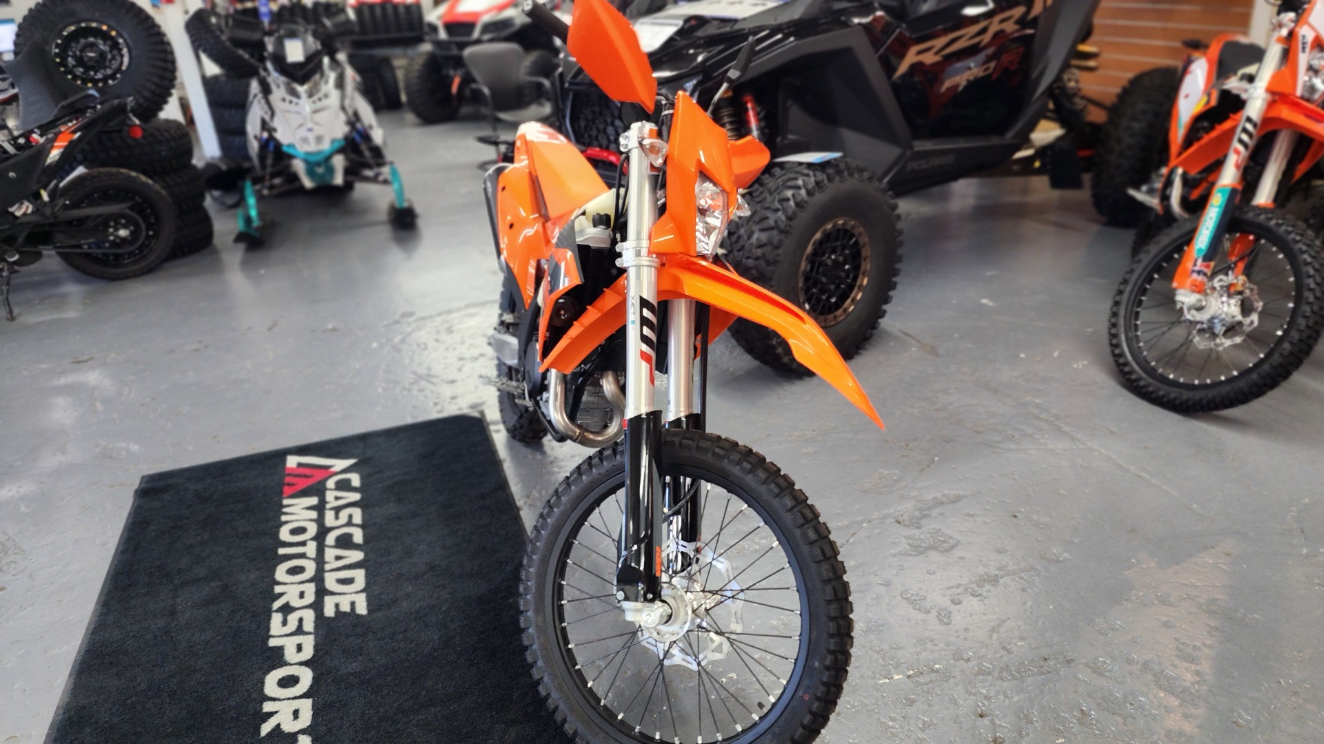 New 2025 KTM 500 EXC-F, Bend OR | Specs, Price, Photos | Orange 13454