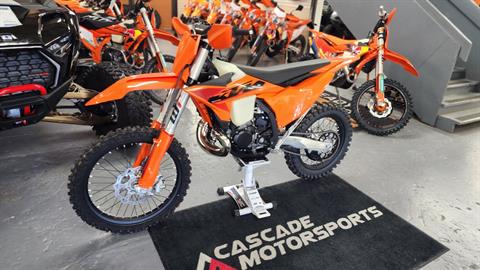 New 2025 KTM 250 XC, Bend OR | Specs, Price, Photos | Orange 13238