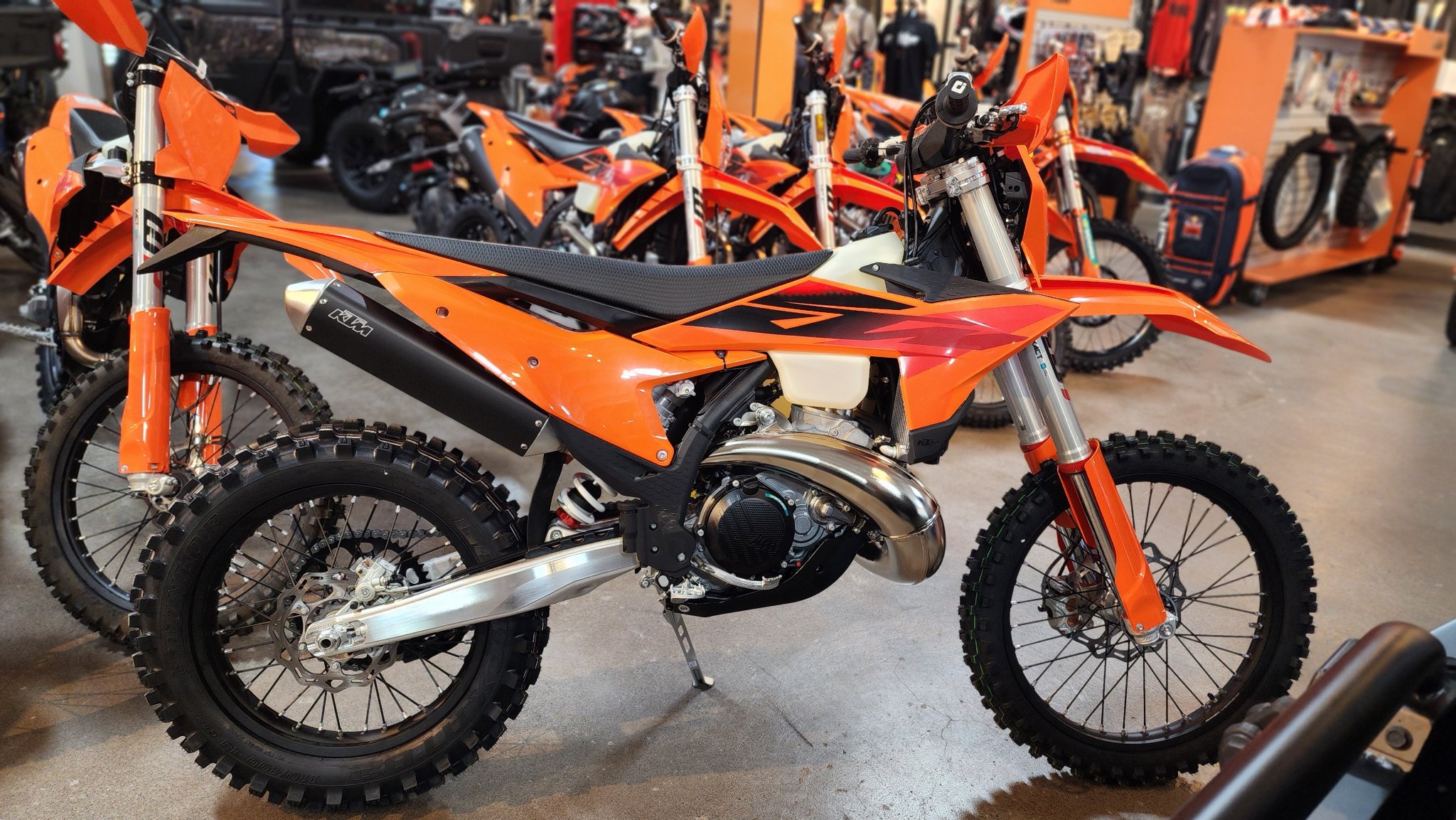 2027 KTM 300 XC-W 4