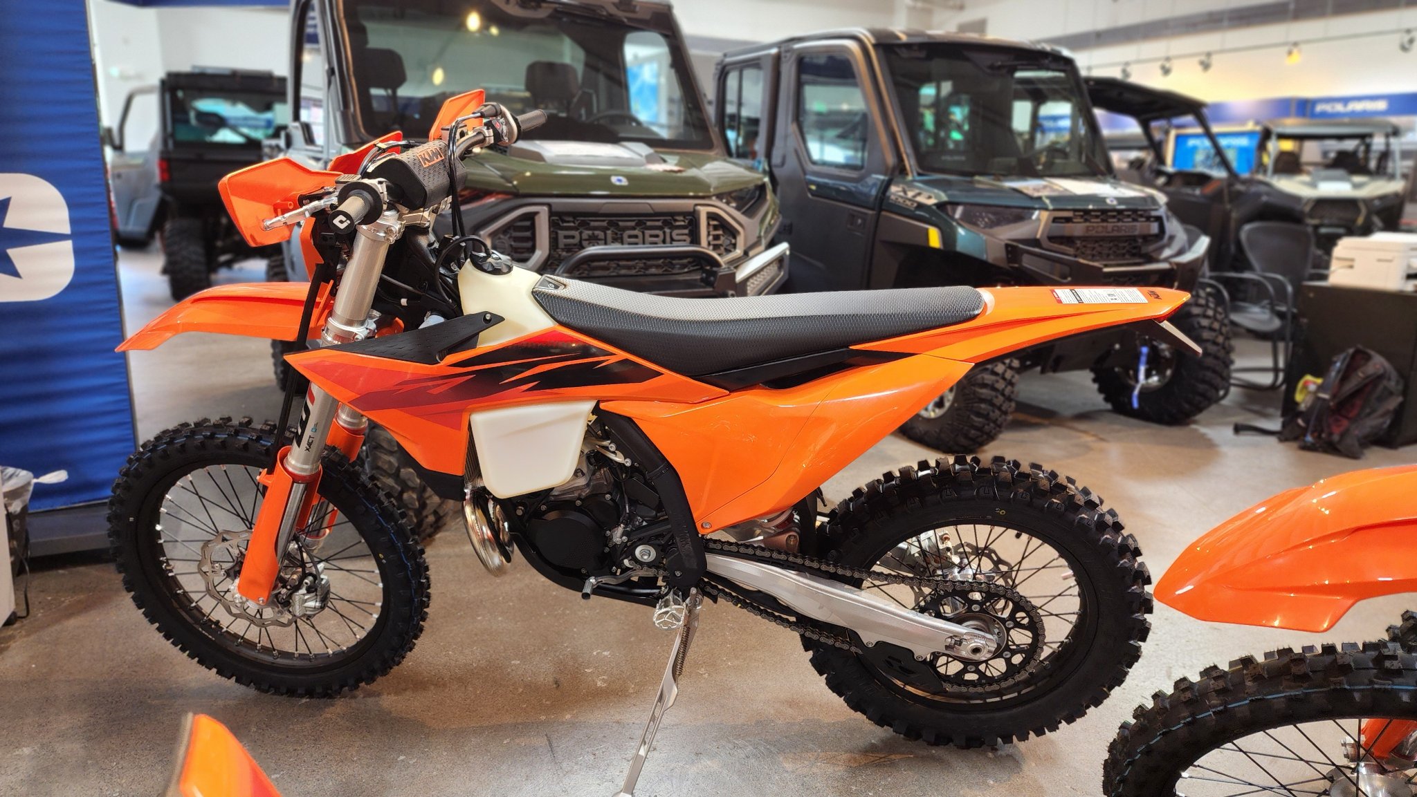 2027 KTM 300 XC-W 6