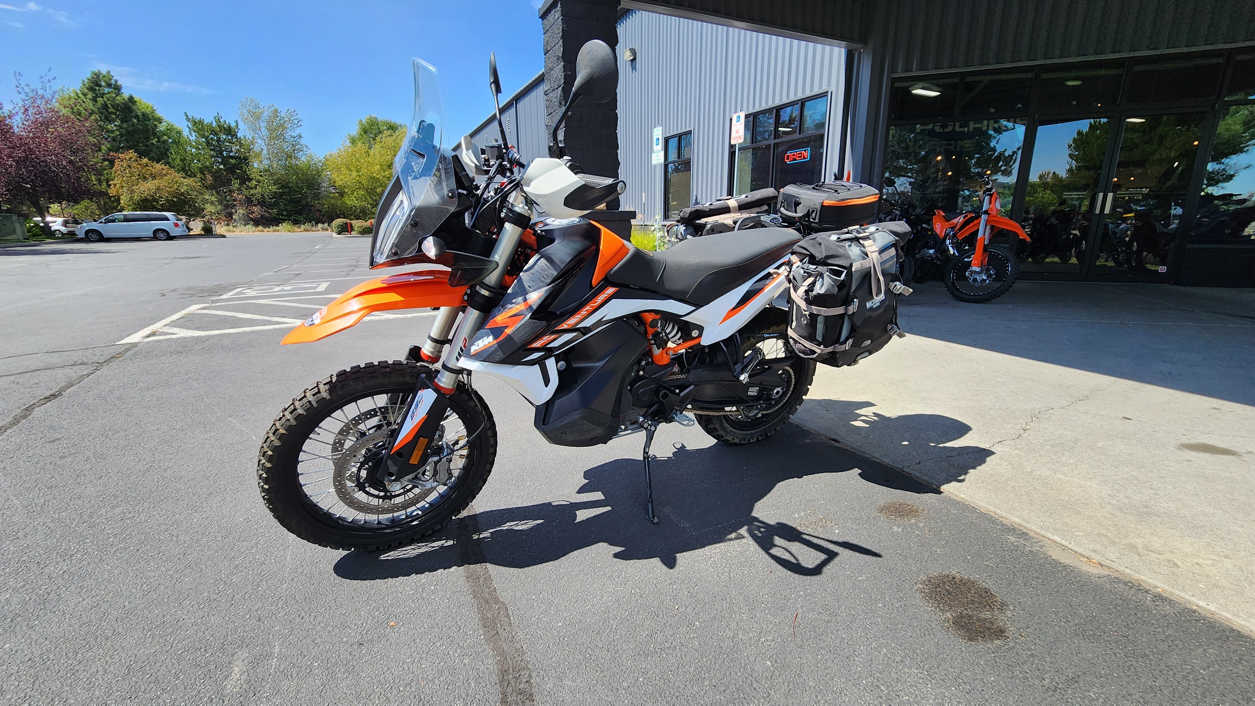 2021 890 Adventure R