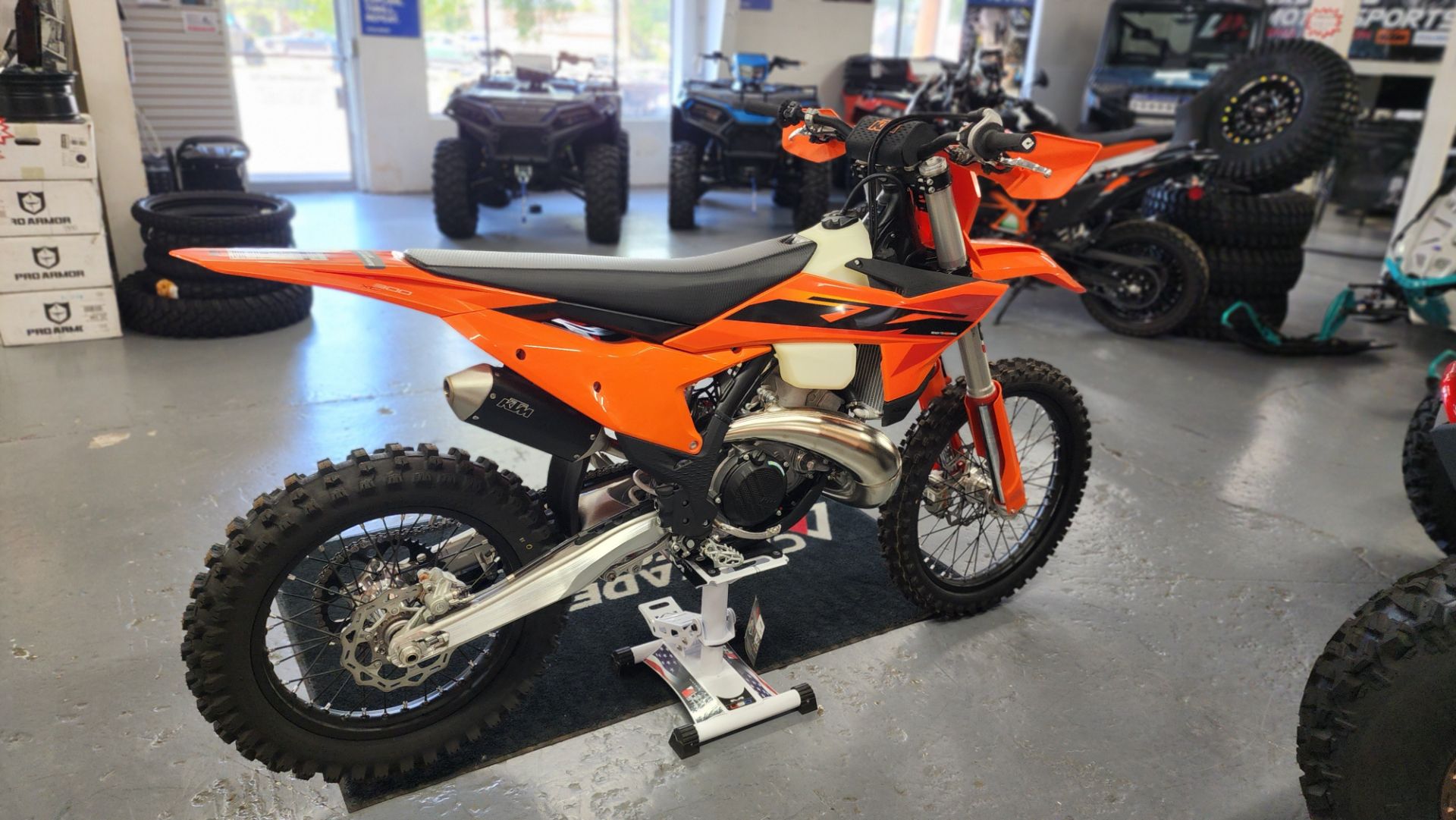 New 2025 KTM 300 XC, Bend OR | Specs, Price, Photos | Orange