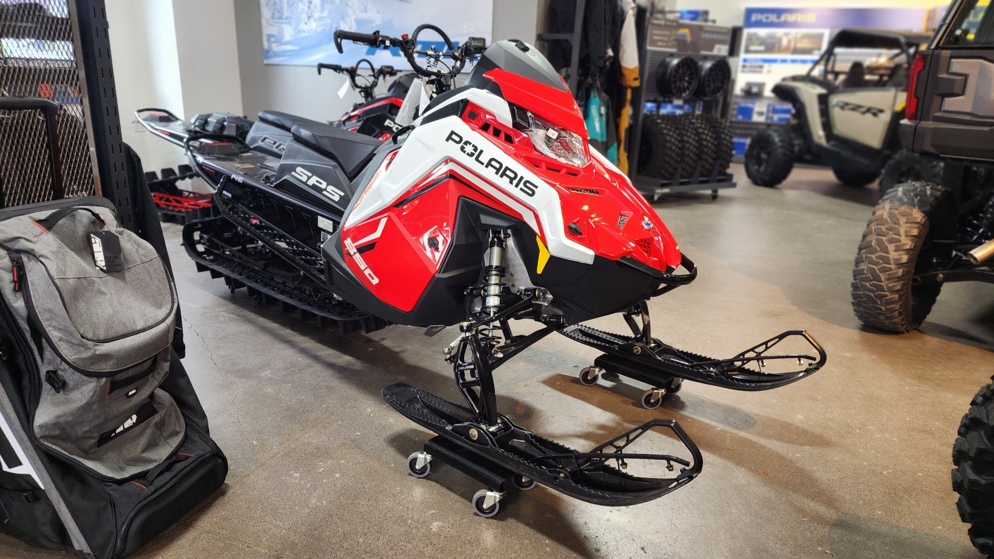 2027 850 RMK SPS 146 Indy Red ES