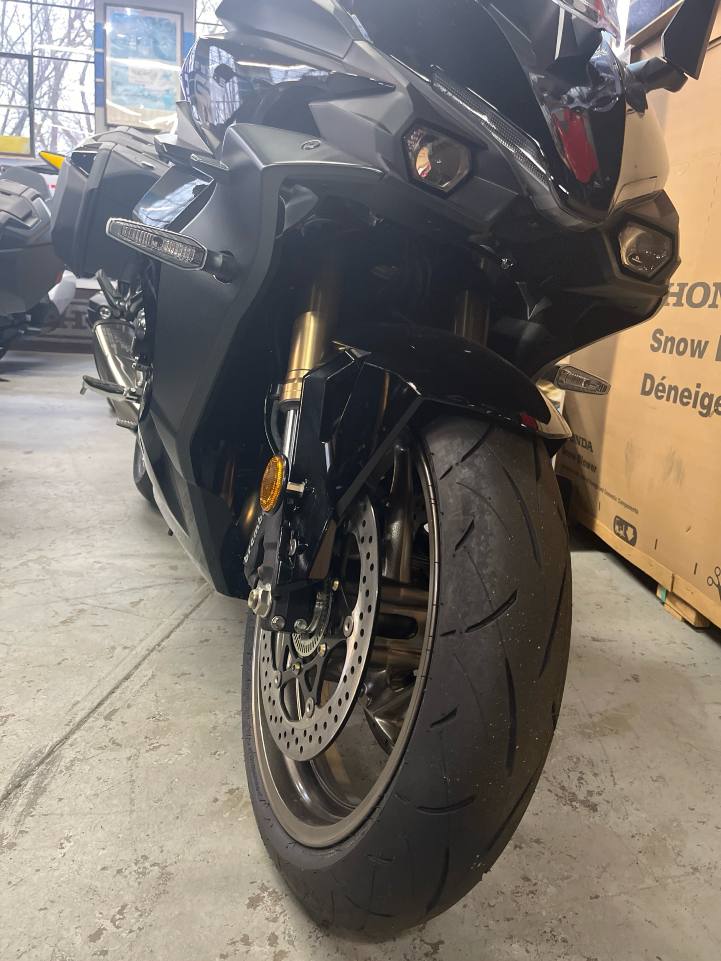 2024 Suzuki GSX-S1000GT in West Bridgewater, Massachusetts - Photo 8