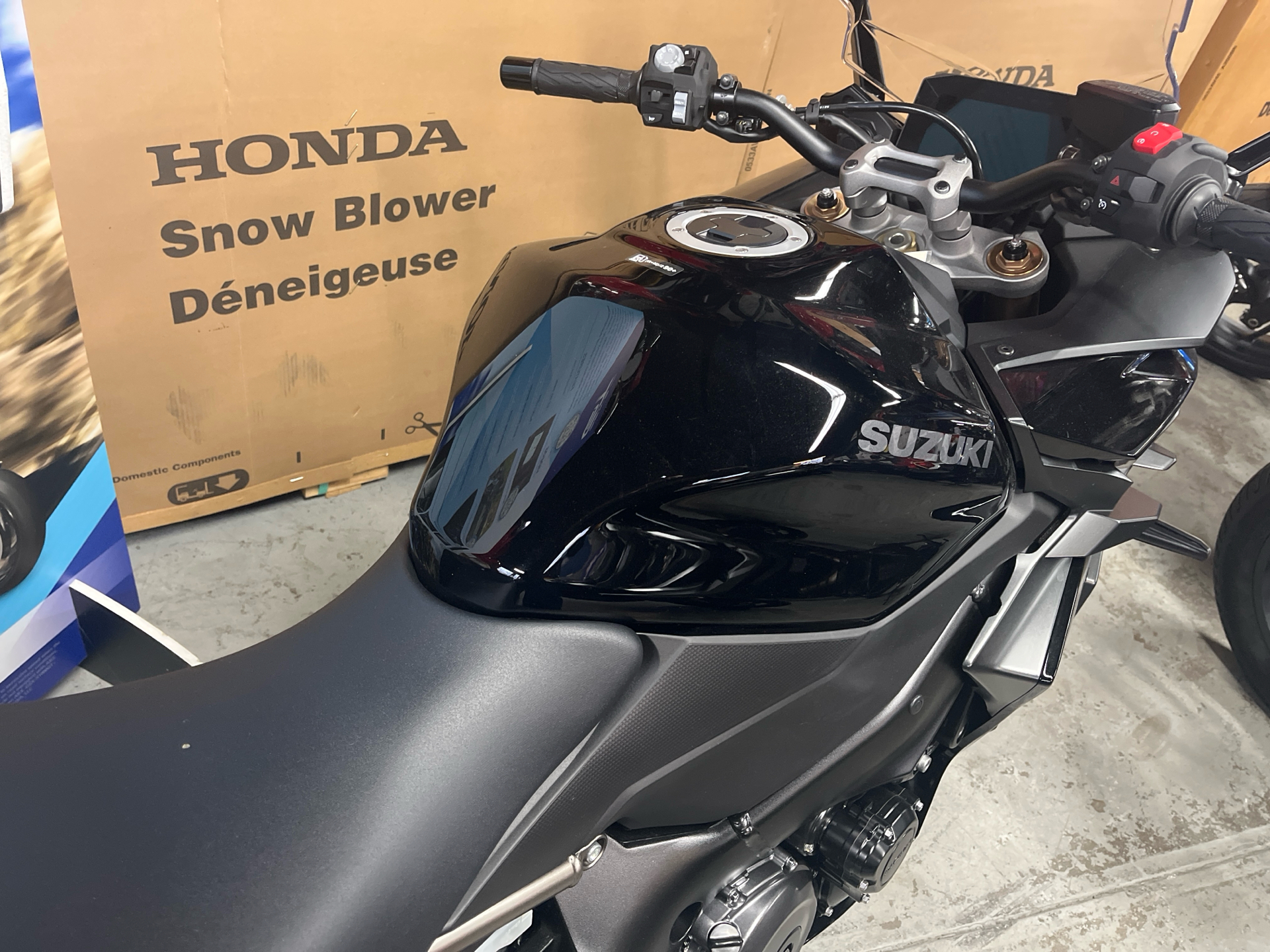 2024 Suzuki GSX-S1000GT in West Bridgewater, Massachusetts - Photo 11