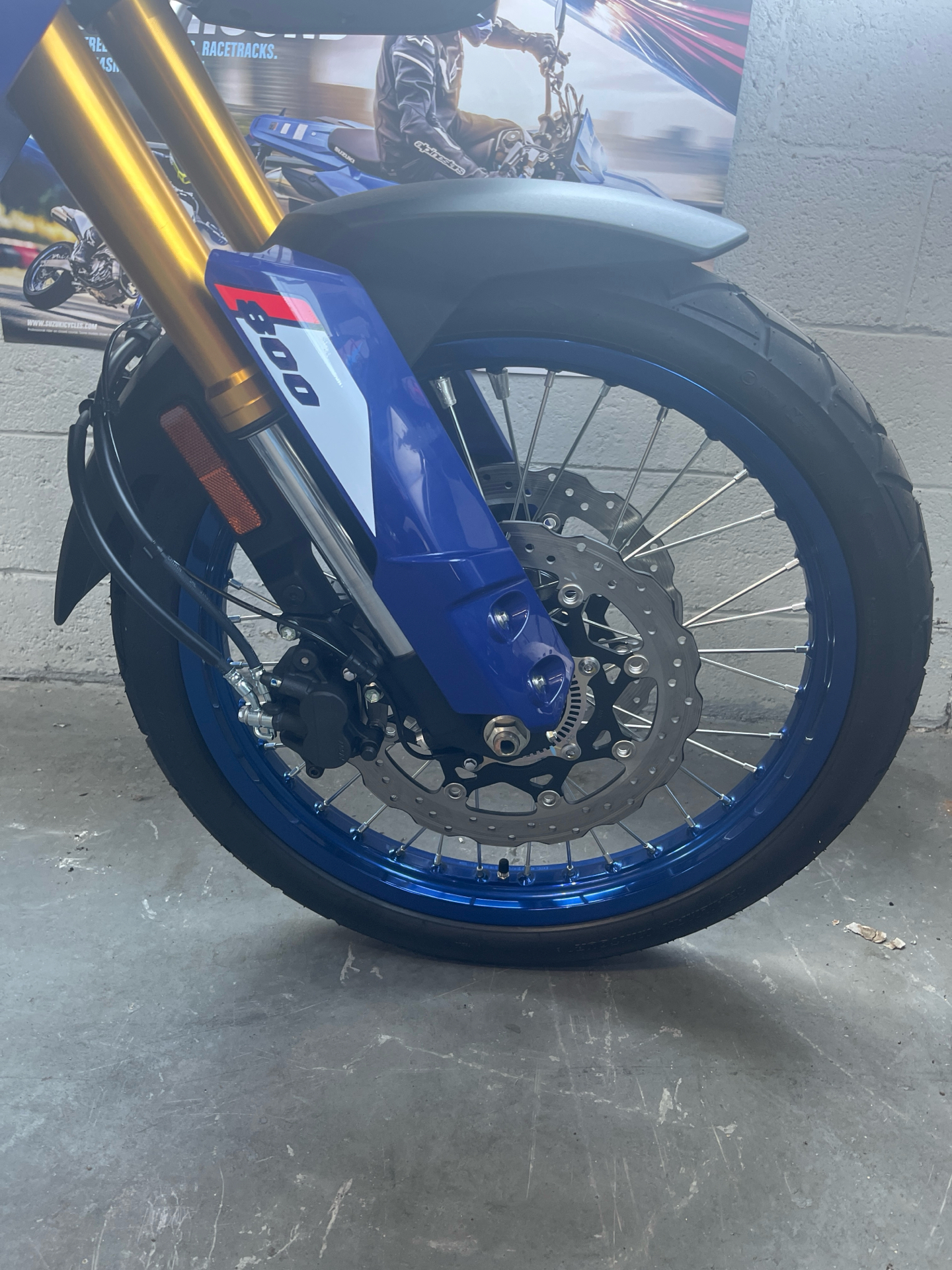 2025 Suzuki V-Strom 800DE Adventure in West Bridgewater, Massachusetts - Photo 3