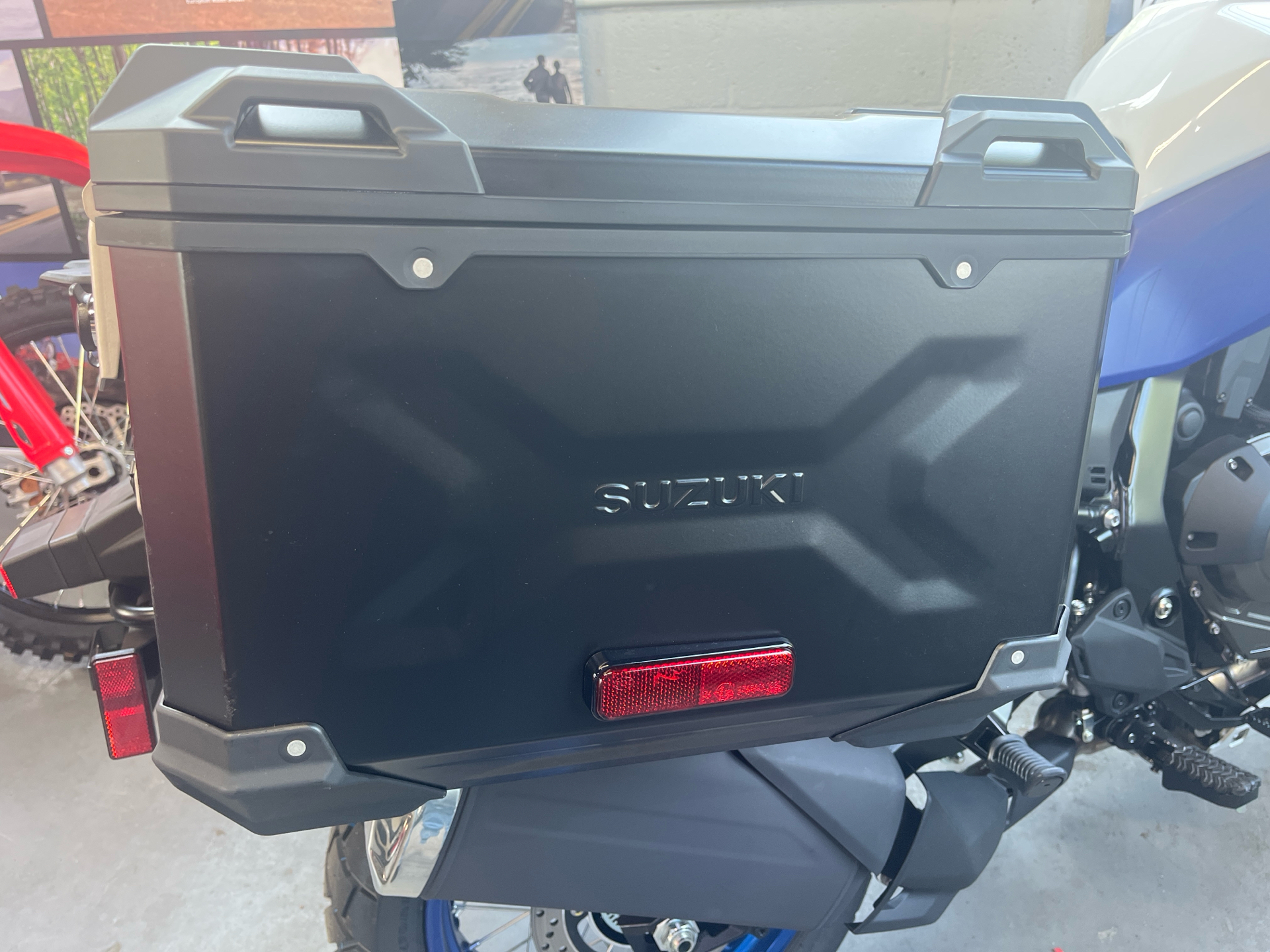 2025 Suzuki V-Strom 800DE Adventure in West Bridgewater, Massachusetts - Photo 5