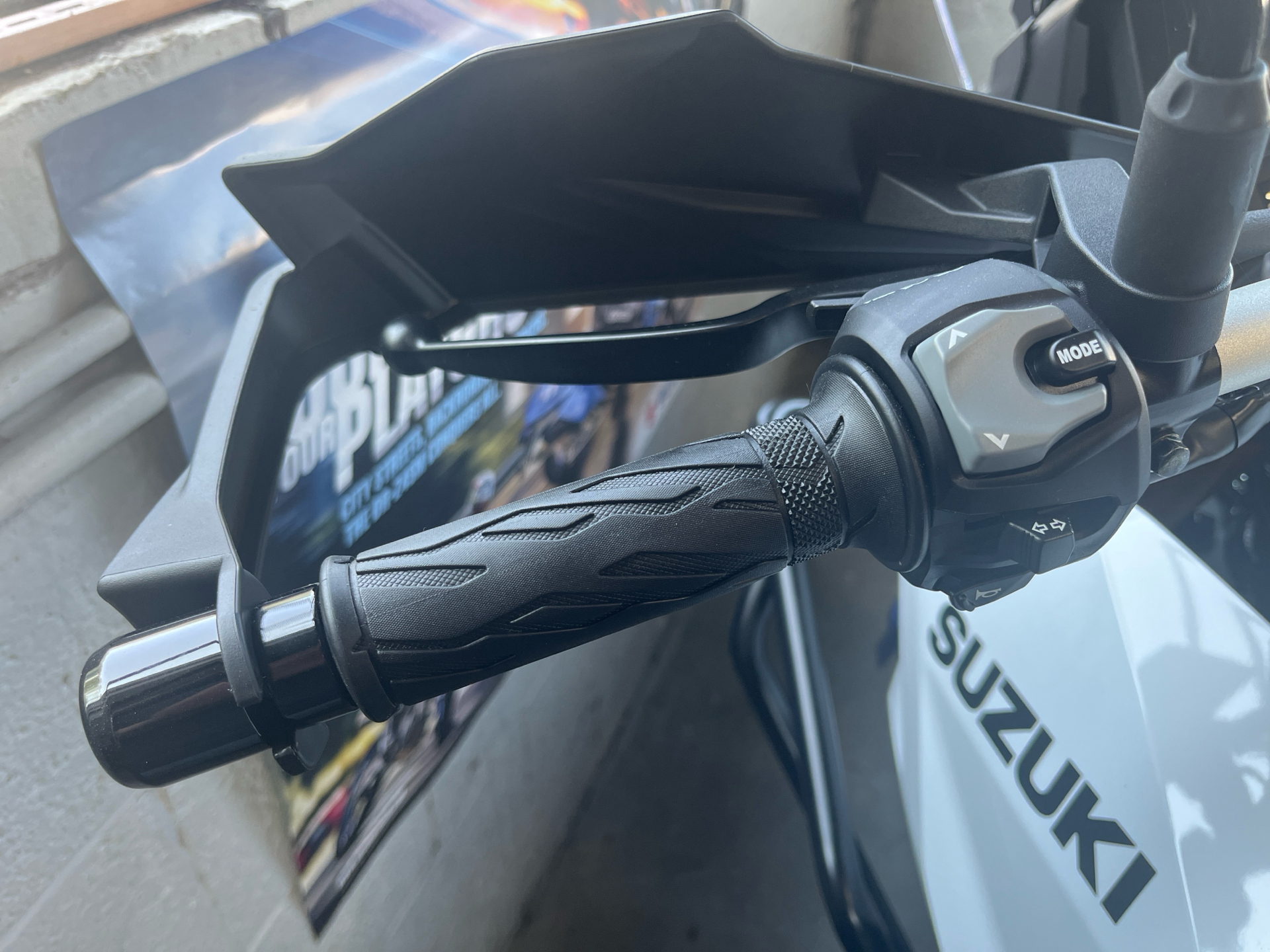 2025 Suzuki V-Strom 800DE Adventure in West Bridgewater, Massachusetts - Photo 8