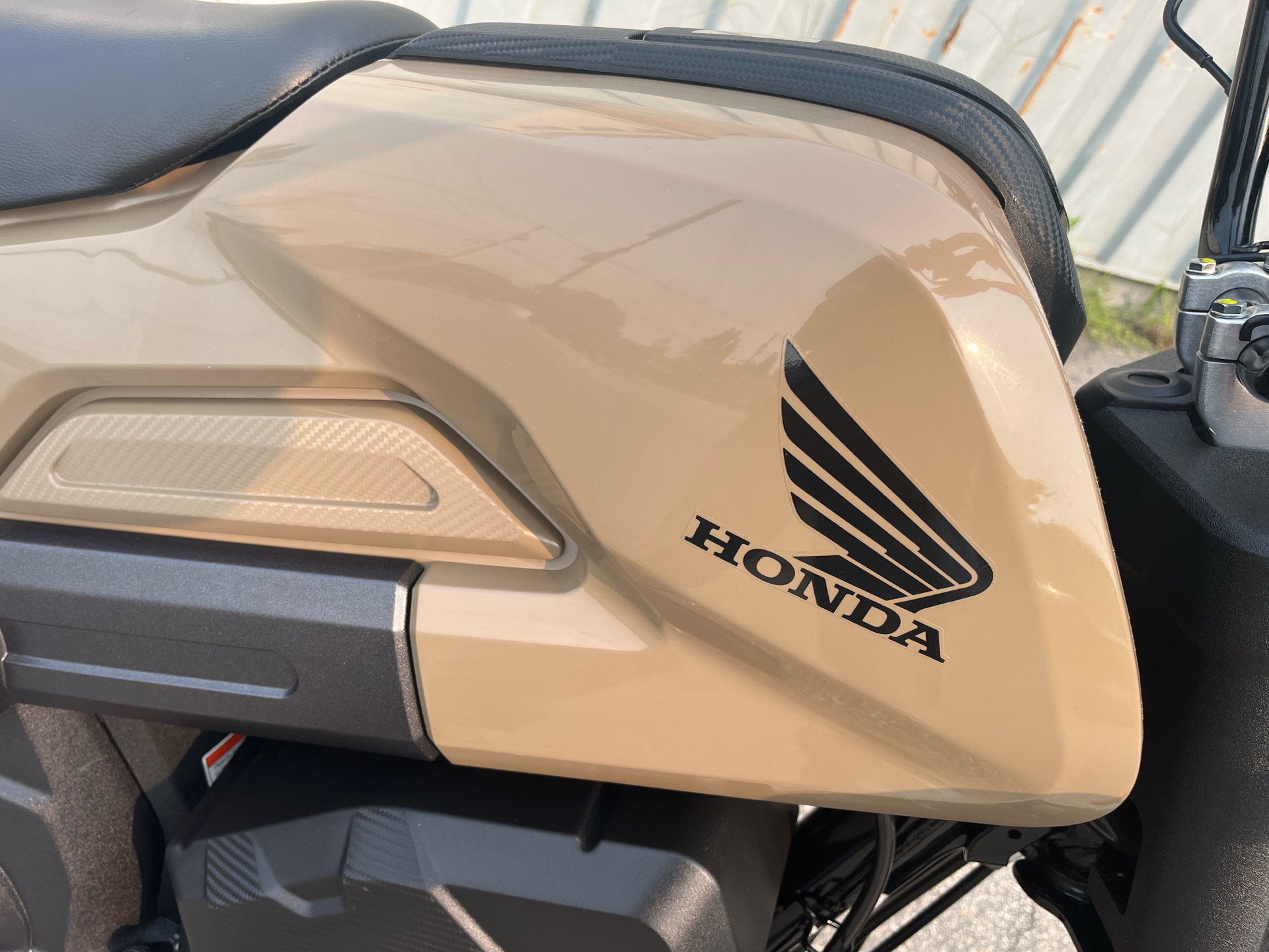 2022 Honda Navi in West Bridgewater, Massachusetts - Photo 2