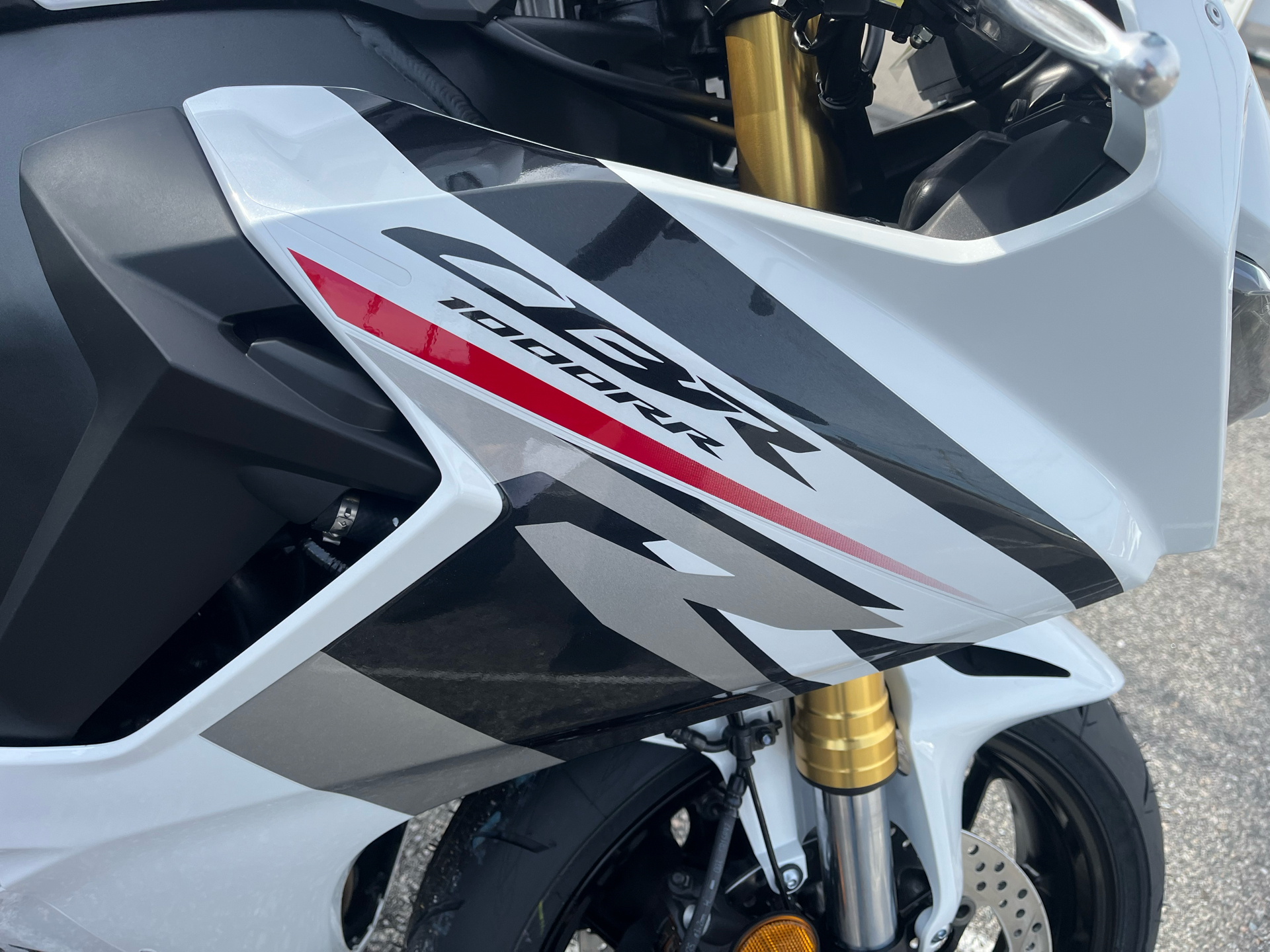 2026 Honda CBR1000RR ABS in West Bridgewater, Massachusetts - Photo 3