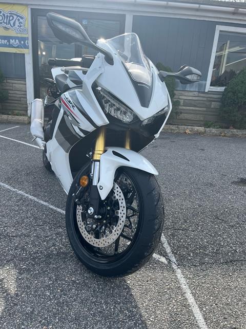 2026 Honda CBR1000RR ABS in West Bridgewater, Massachusetts - Photo 5