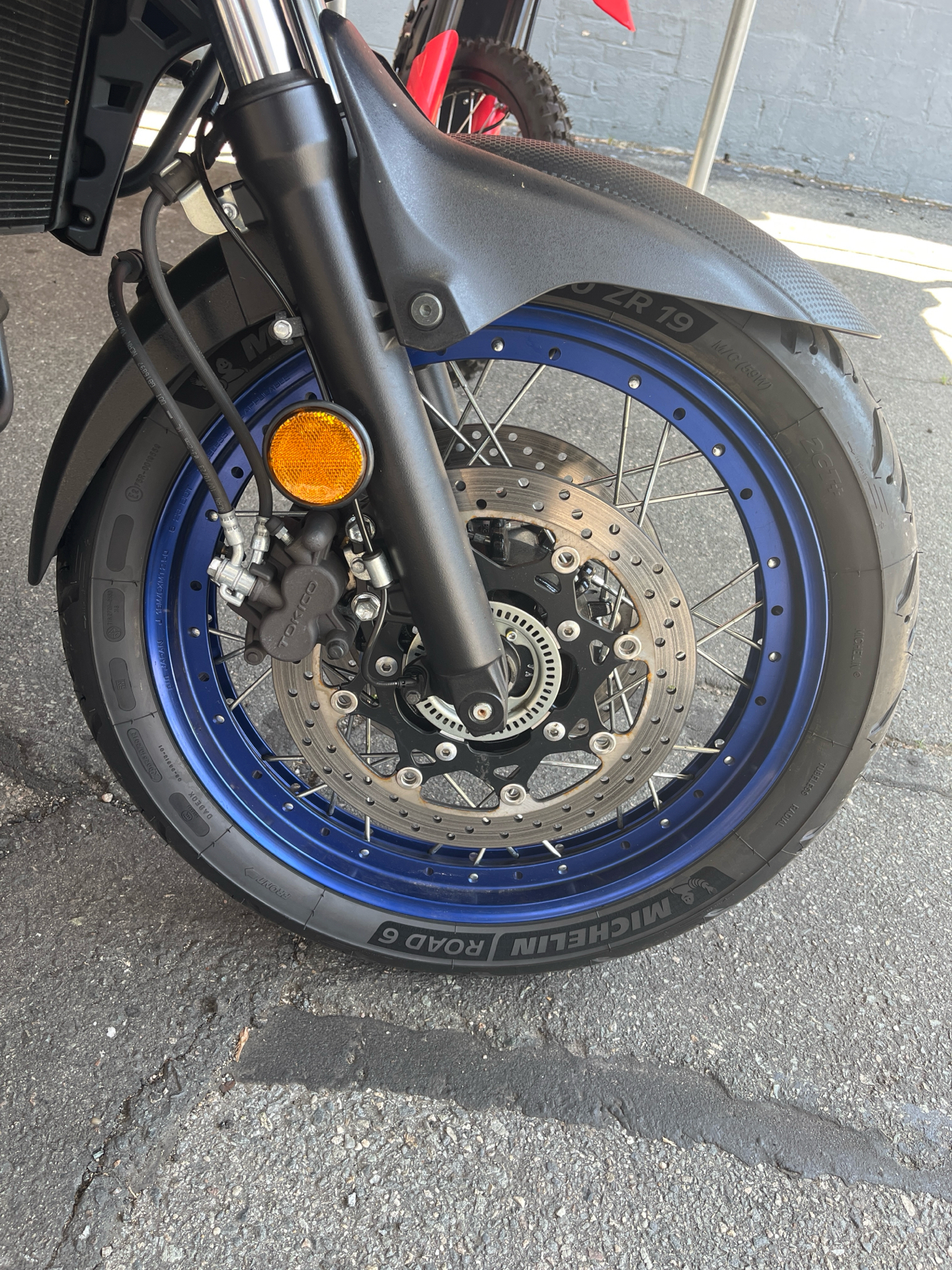 2024 Suzuki V-Strom 650XT Adventure in West Bridgewater, Massachusetts - Photo 4
