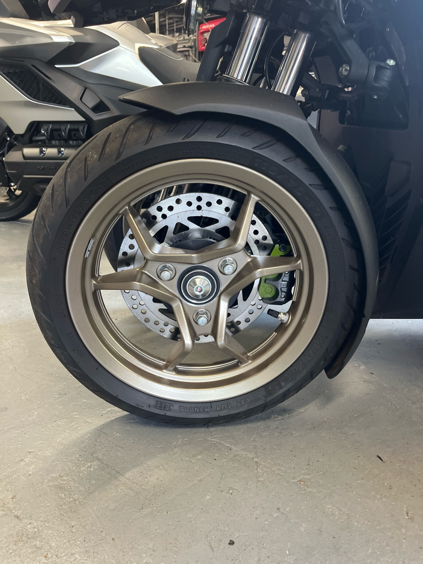 2023 Kymco CV3 in West Bridgewater, Massachusetts - Photo 9