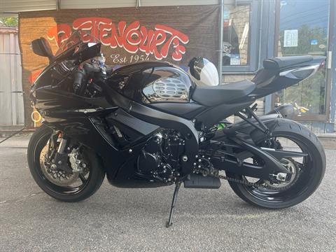2020 Suzuki GSX-R600 in West Bridgewater, Massachusetts - Photo 9