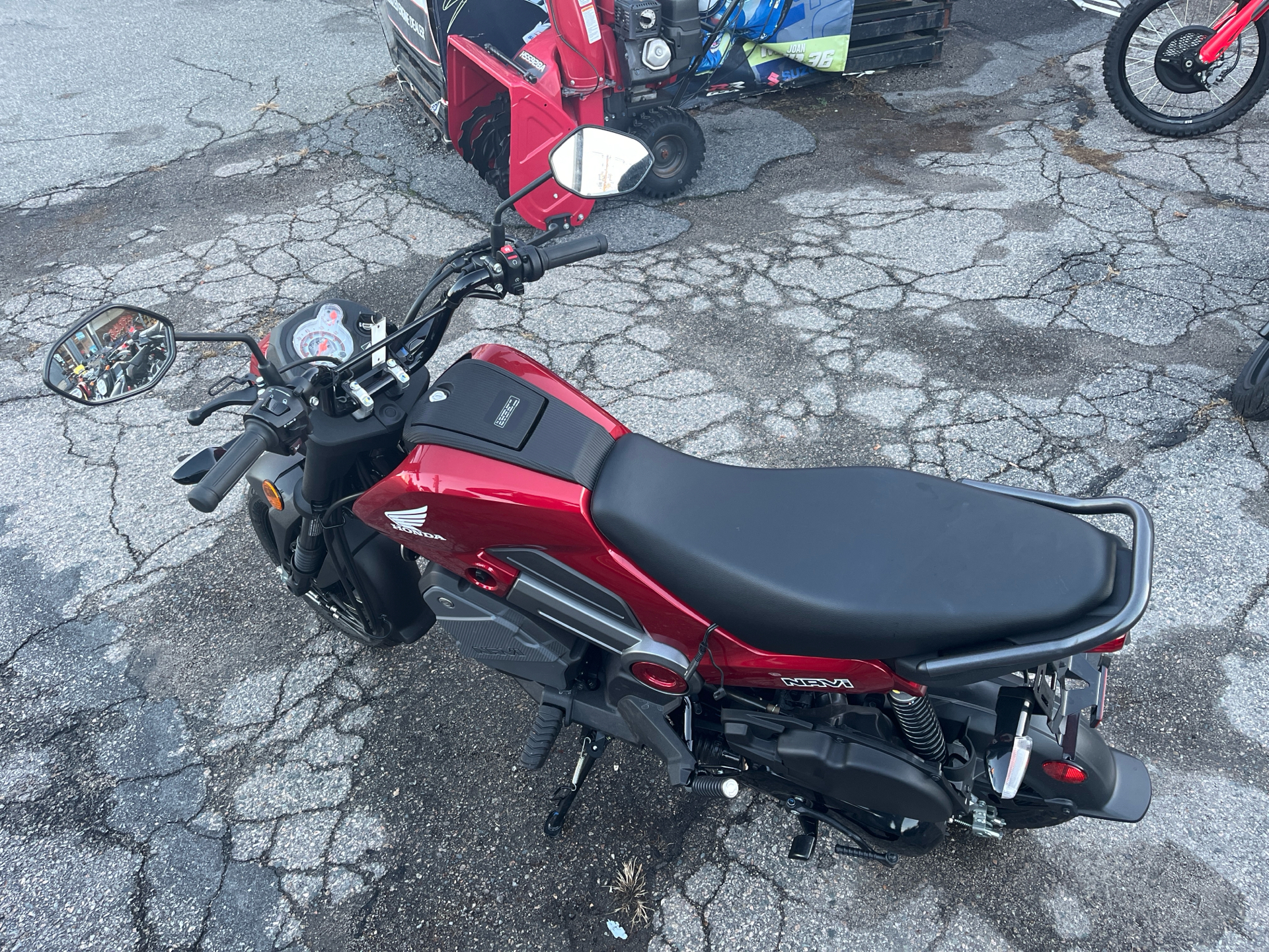 2024 Honda Navi in West Bridgewater, Massachusetts - Photo 7