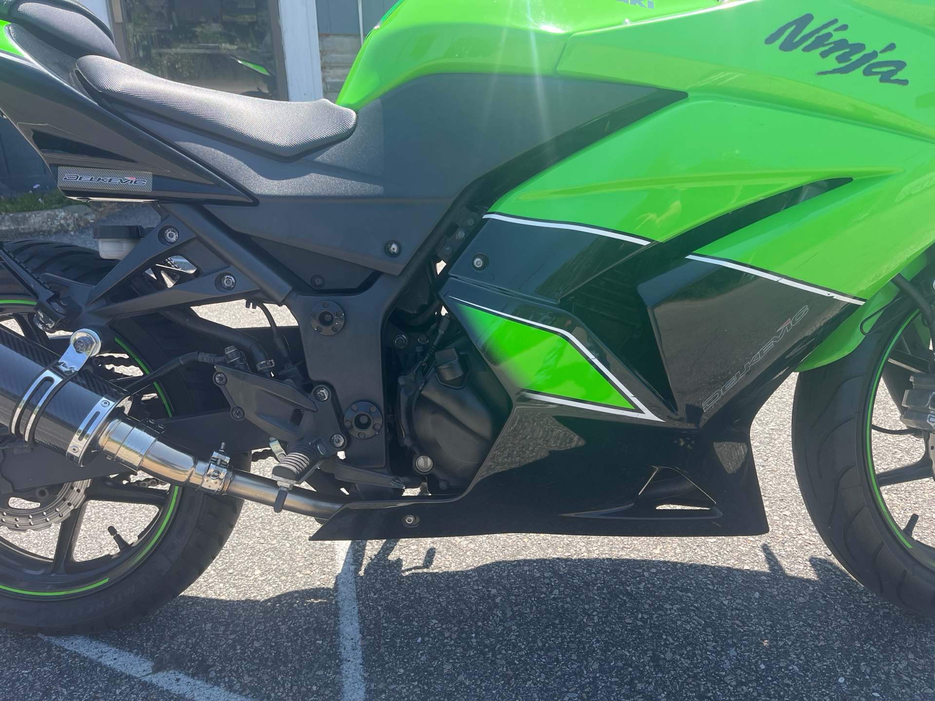 2011 Kawasaki Ninja® 250R in West Bridgewater, Massachusetts - Photo 6