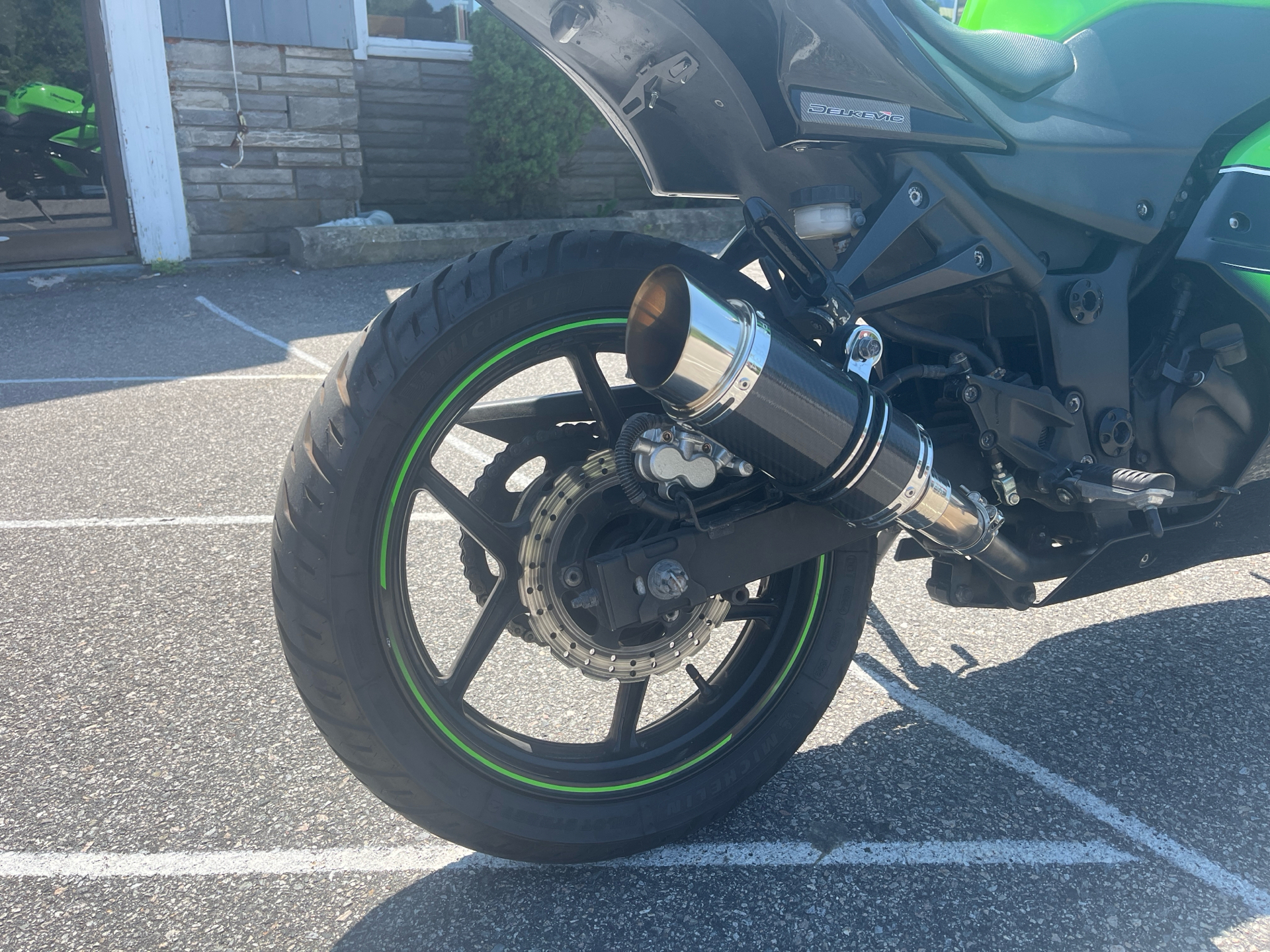 2011 Kawasaki Ninja® 250R in West Bridgewater, Massachusetts - Photo 7