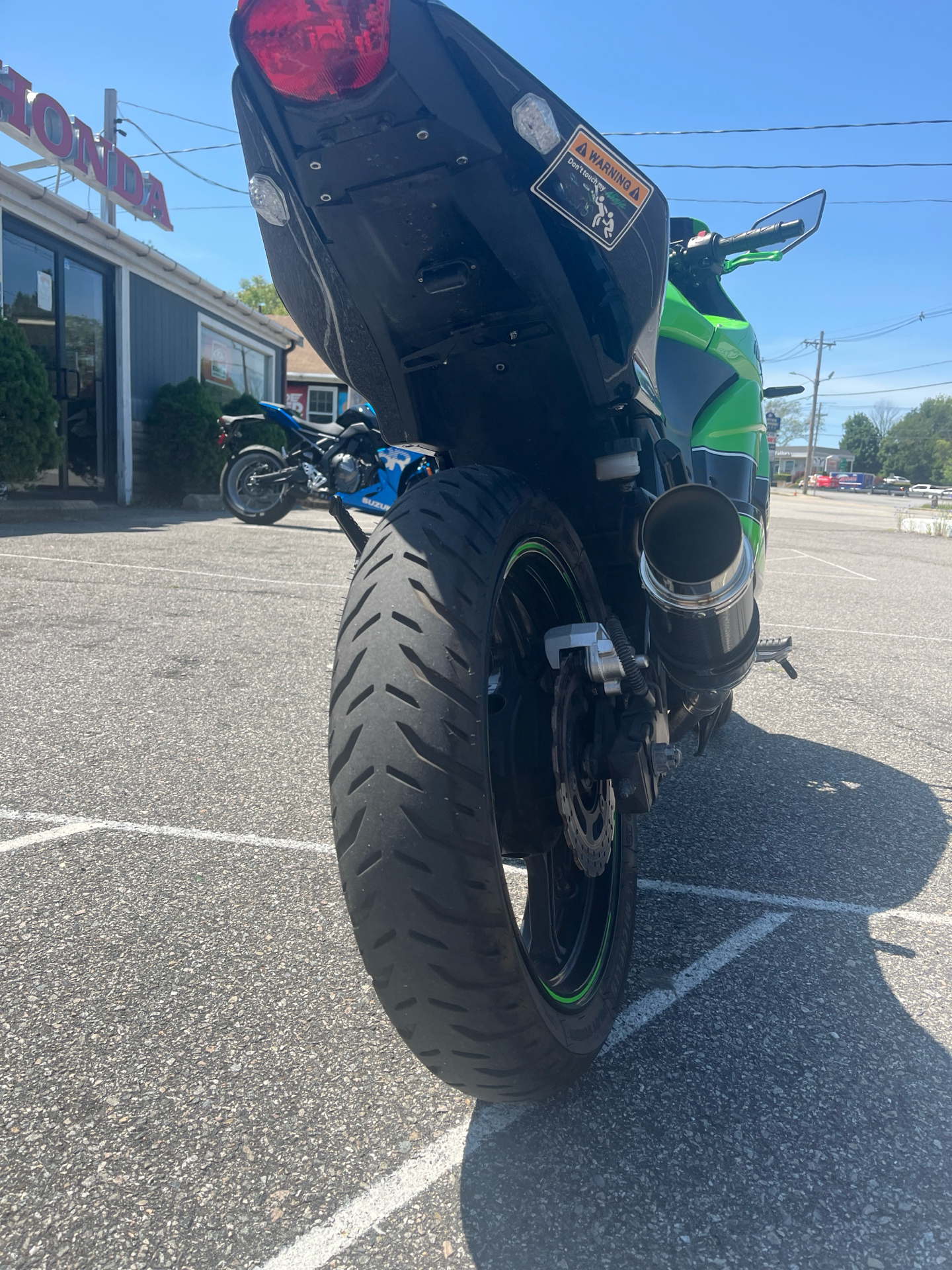 2011 Kawasaki Ninja® 250R in West Bridgewater, Massachusetts - Photo 8