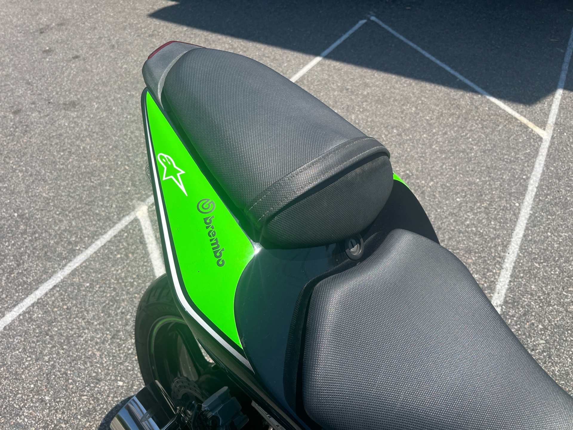 2011 Kawasaki Ninja® 250R in West Bridgewater, Massachusetts - Photo 15