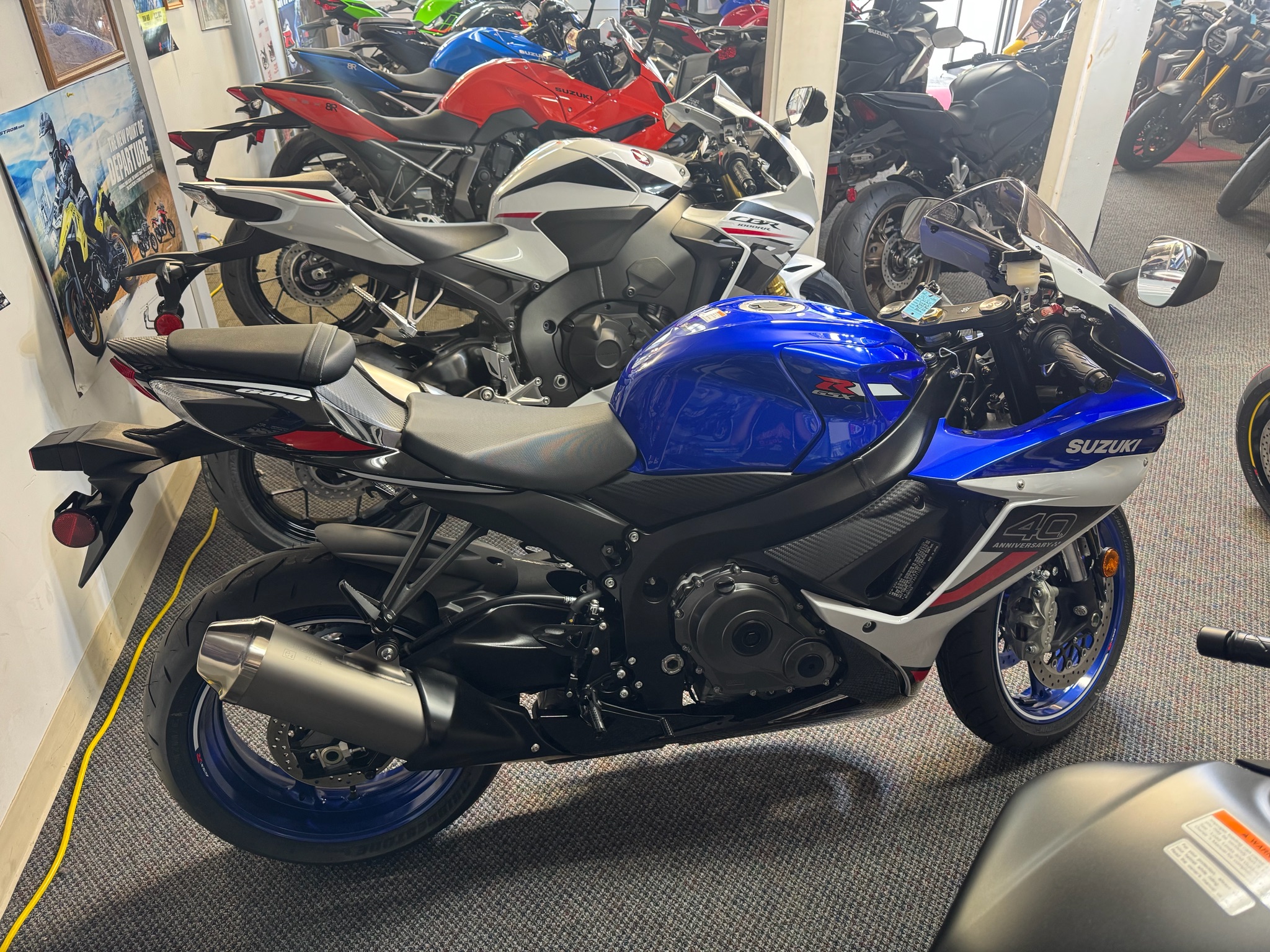 2027 GSX-R600Z 40th Anniversary Edition
