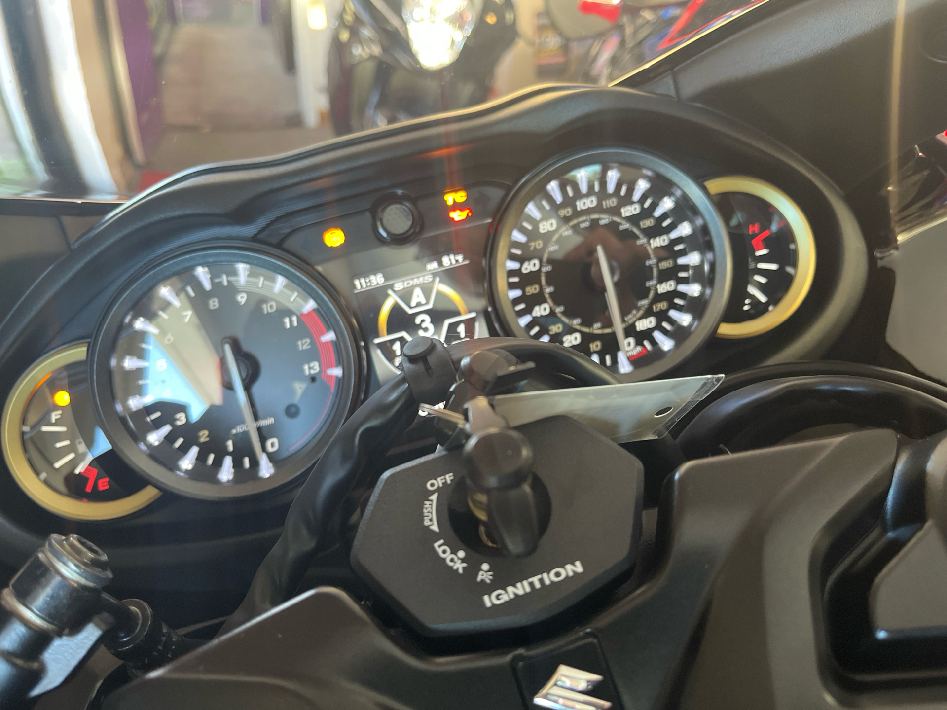 2025 Suzuki Hayabusa in West Bridgewater, Massachusetts - Photo 8