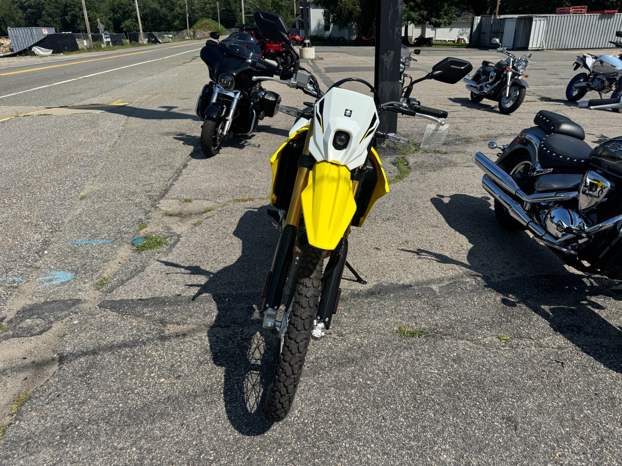 2026 Suzuki DR-Z4S 3