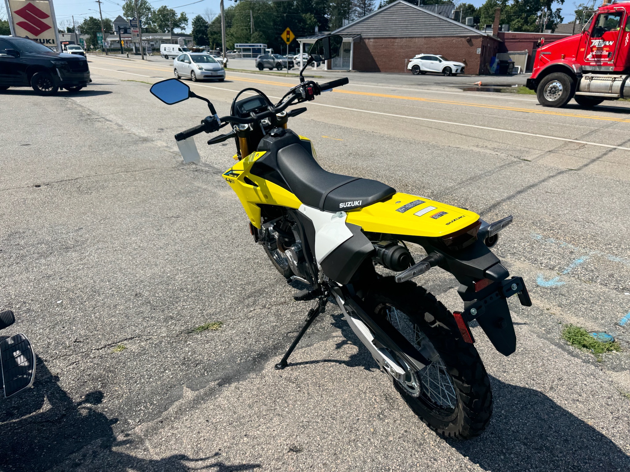 2026 Suzuki DR-Z4S 6