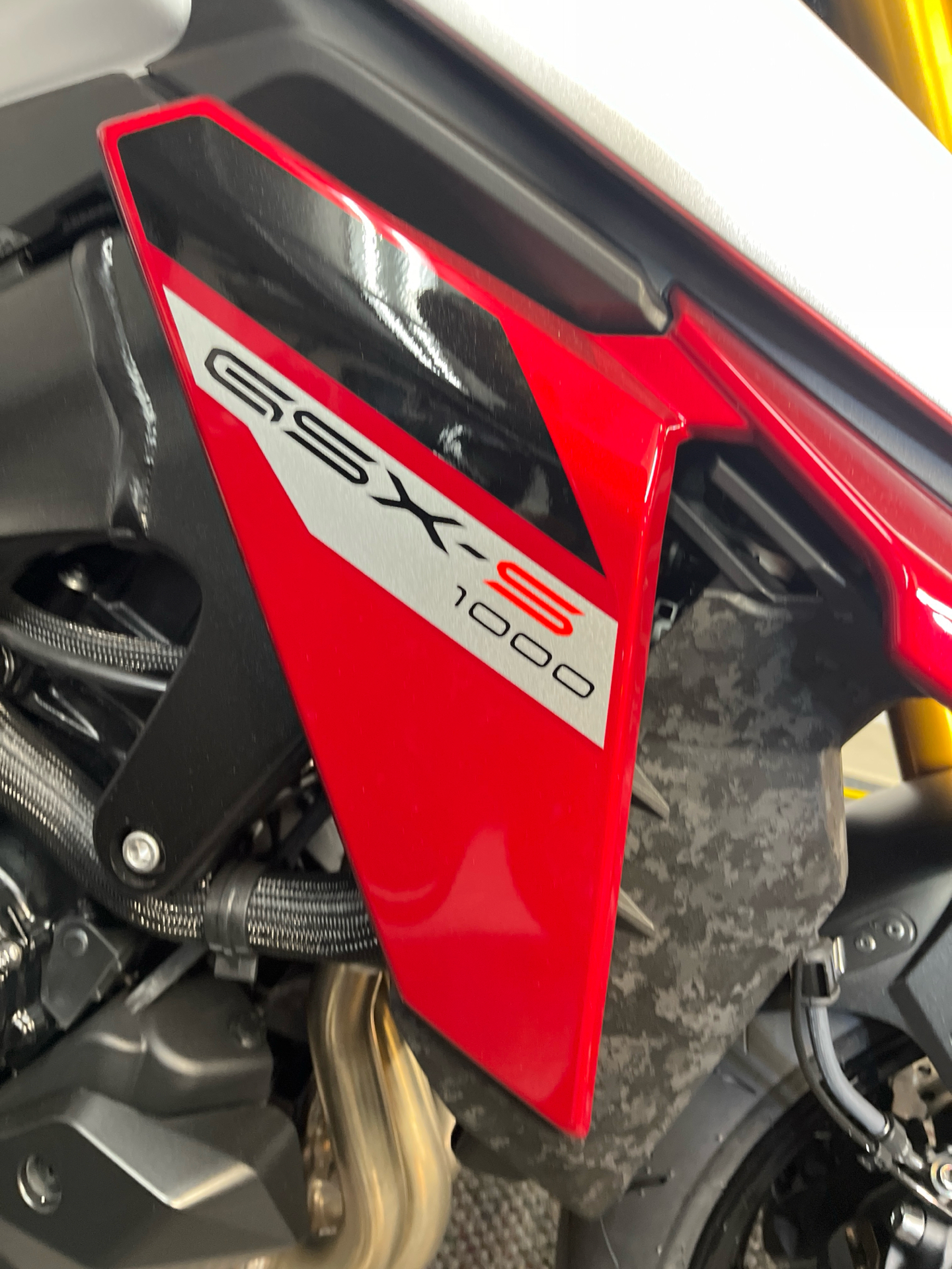 2024 Suzuki GSX-S1000 in West Bridgewater, Massachusetts - Photo 2