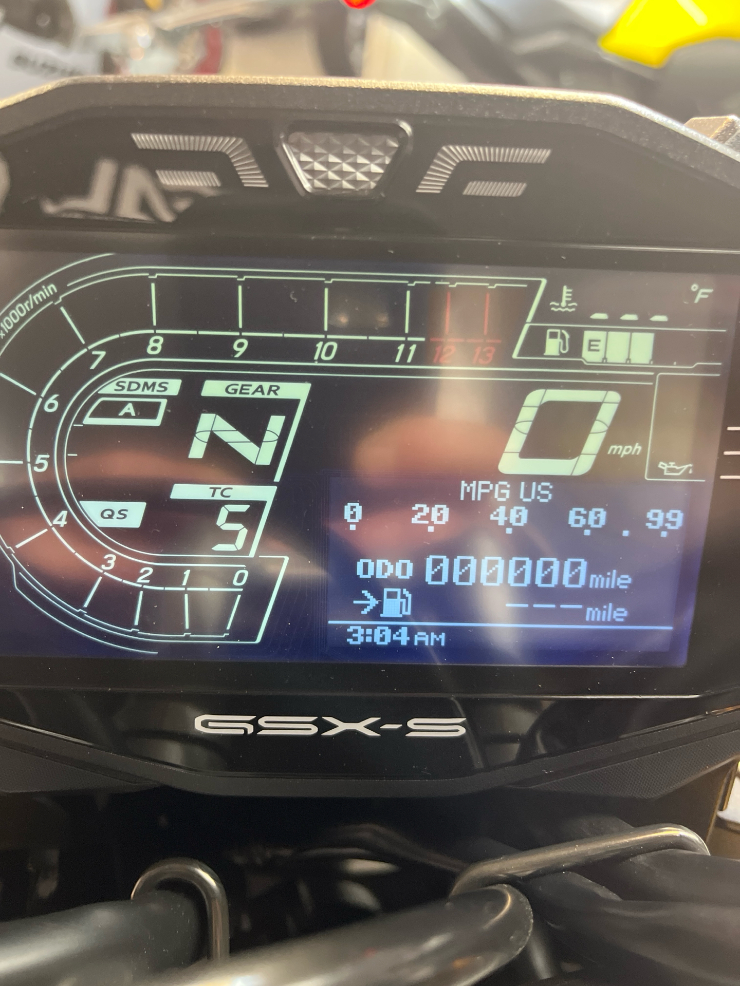 2024 Suzuki GSX-S1000 in West Bridgewater, Massachusetts - Photo 9