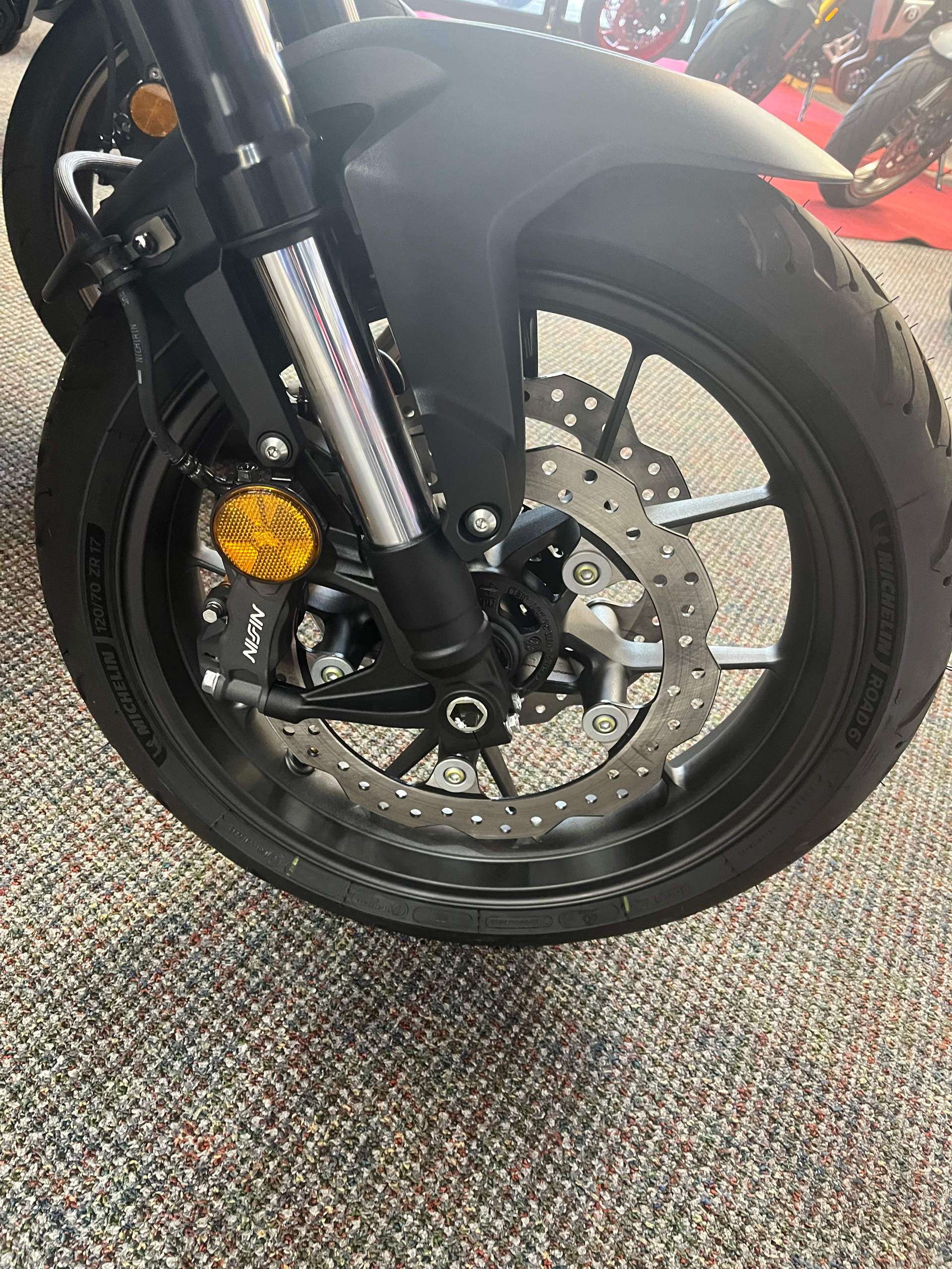 2025 Honda CB750 Hornet in West Bridgewater, Massachusetts - Photo 3