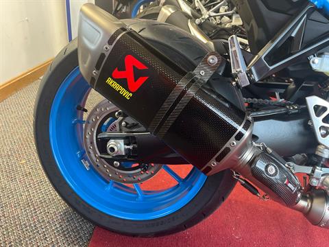 2024 Suzuki GSX-8S in West Bridgewater, Massachusetts - Photo 8