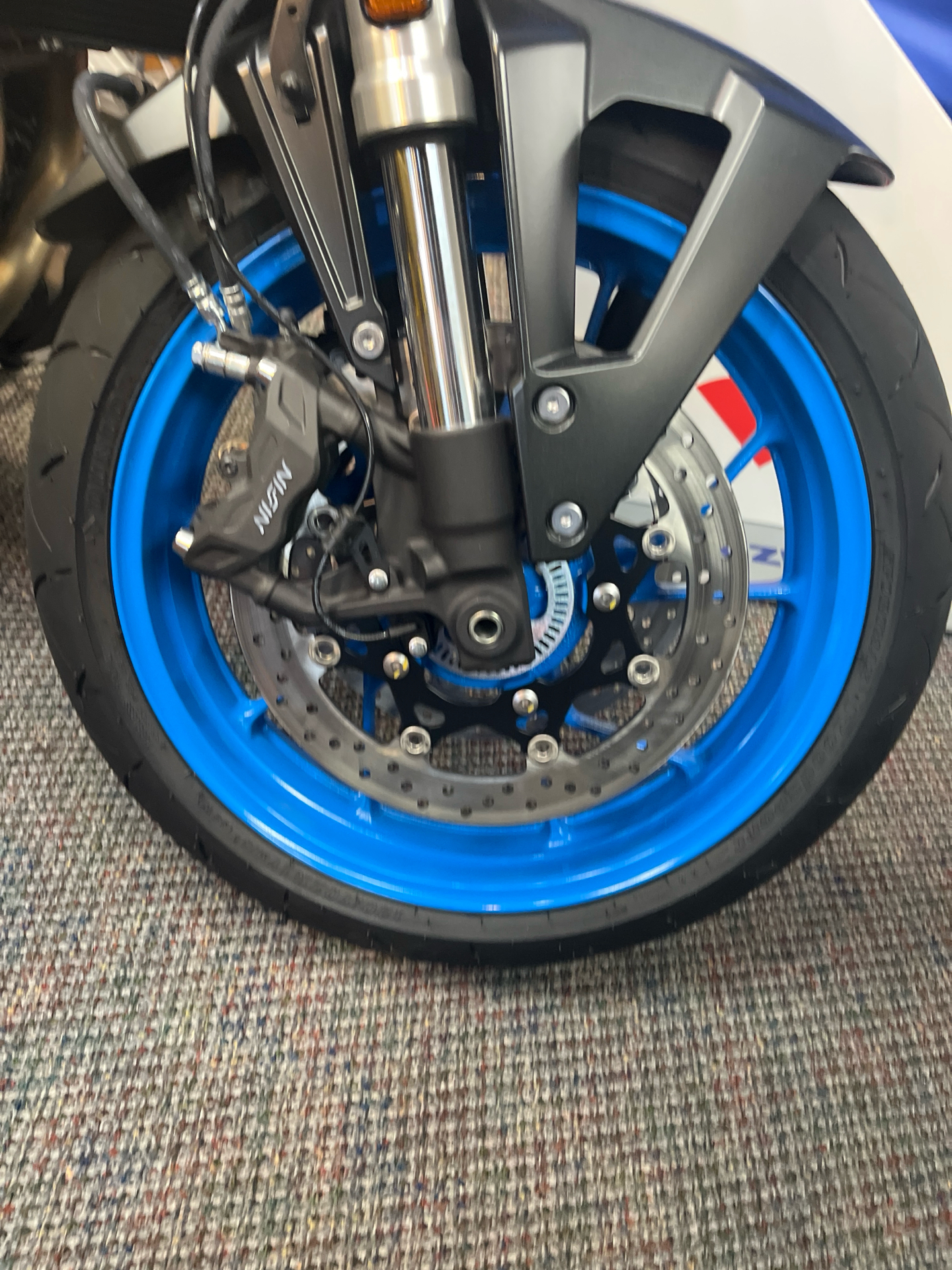 2024 Suzuki GSX-8S in West Bridgewater, Massachusetts - Photo 3