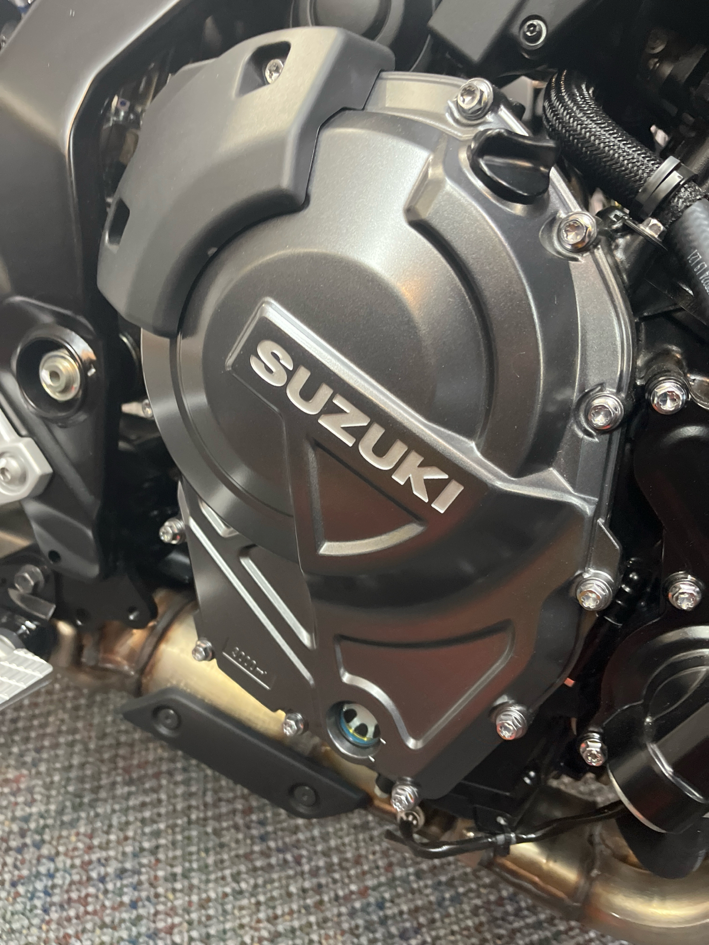 2024 Suzuki GSX-8S in West Bridgewater, Massachusetts - Photo 5