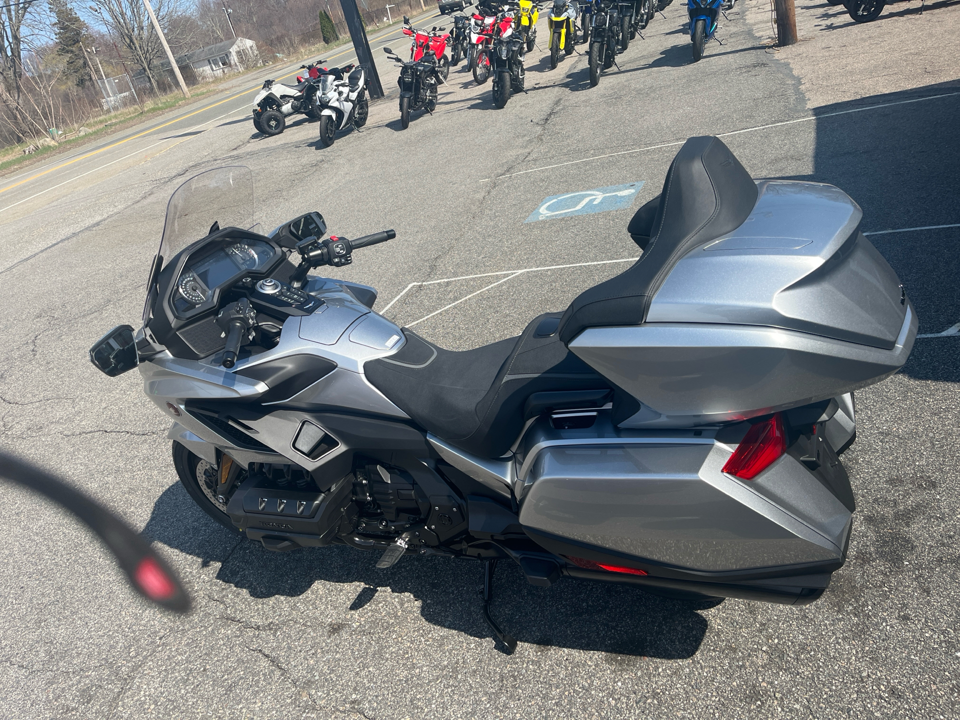 2025 Honda Gold Wing Tour Automatic DCT in West Bridgewater, Massachusetts - Photo 5