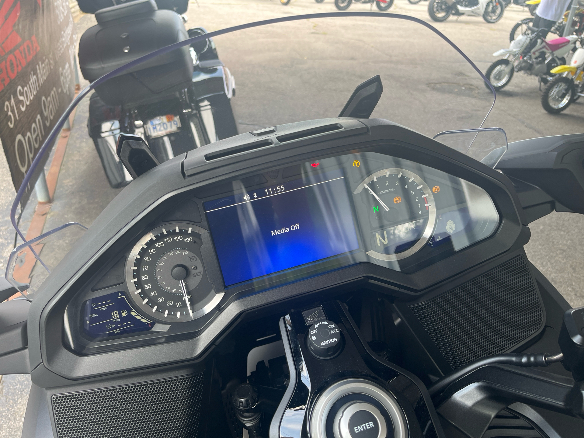 2025 Honda Gold Wing DCT 50th Anniversary in West Bridgewater, Massachusetts - Photo 5