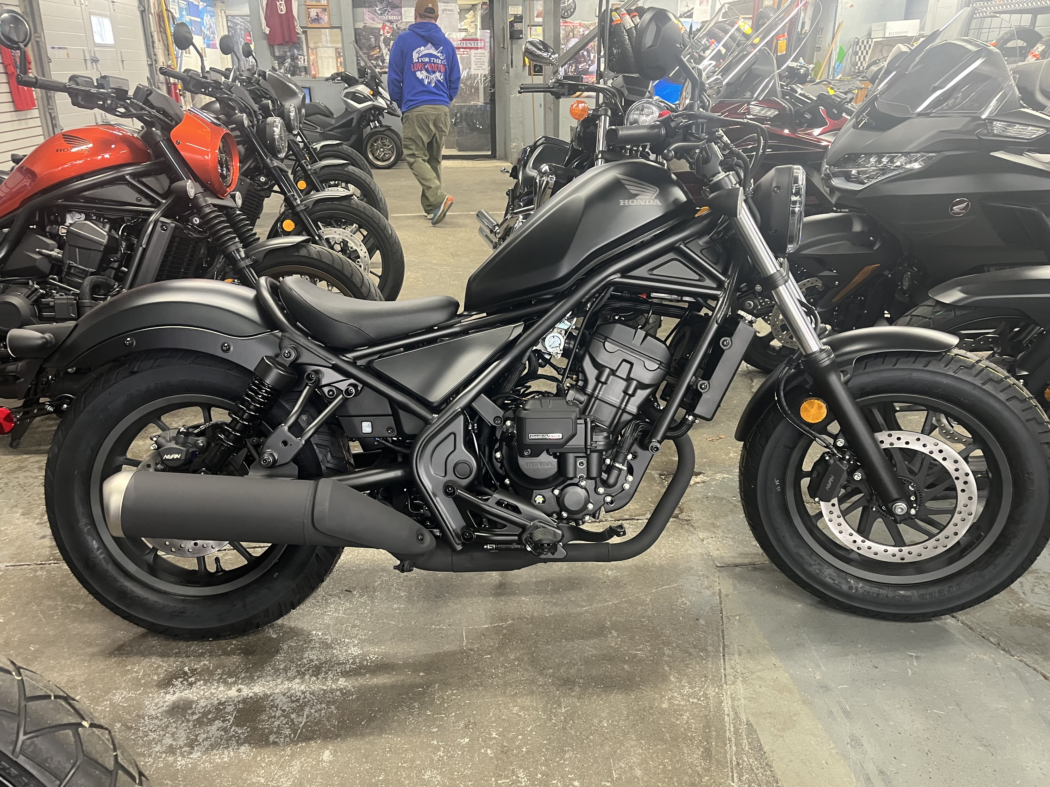 2026 Honda Rebel 300 E-Clutch in West Bridgewater, Massachusetts - Photo 1