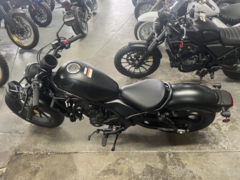 2026 Honda Rebel 300 E-Clutch in West Bridgewater, Massachusetts - Photo 6